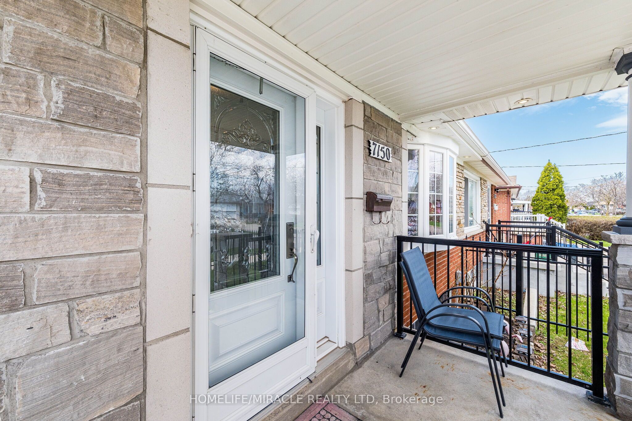 7150 Harwick Drive Property Photo 3