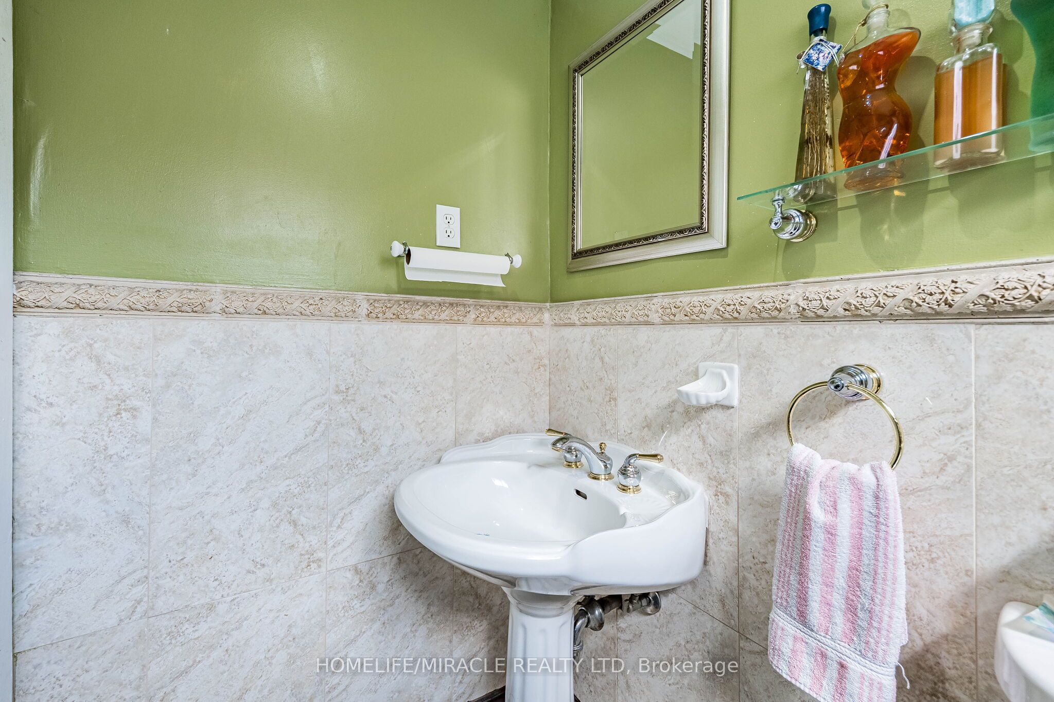 7150 Harwick Drive Property Photo 32