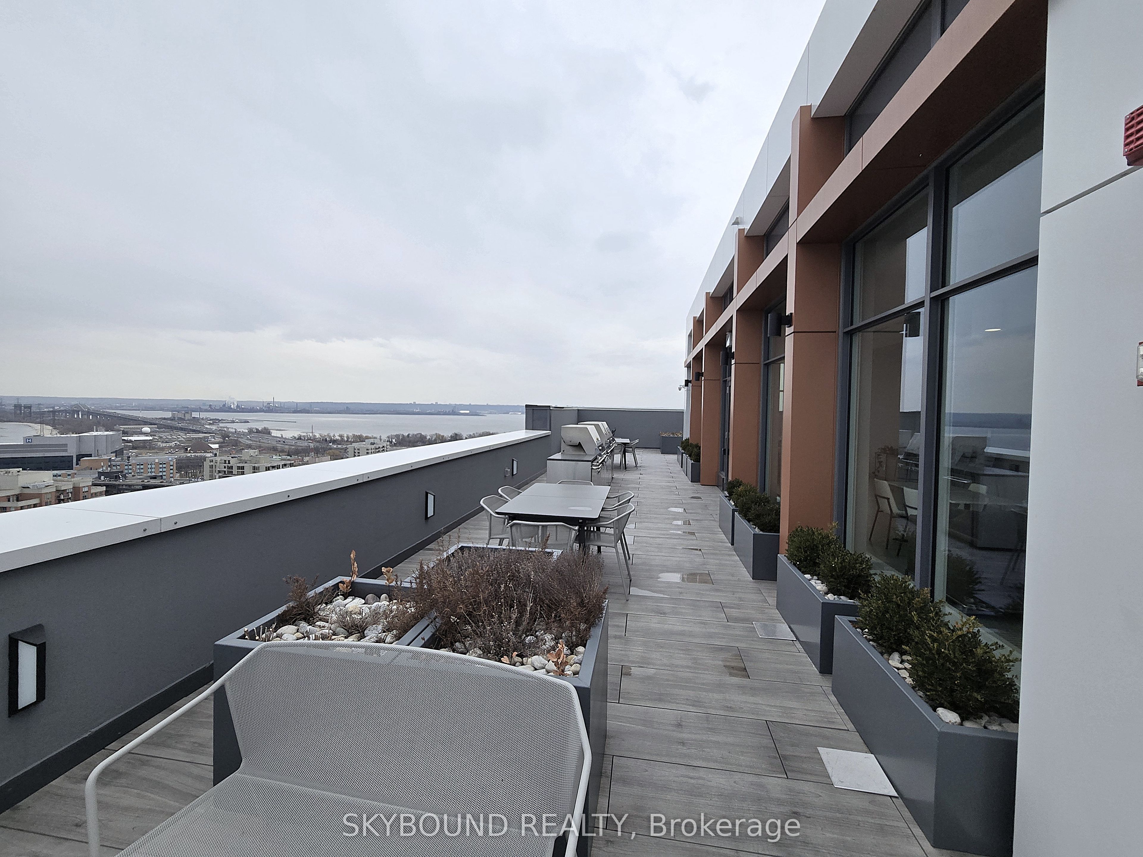 500 Brock Avenue 1008 Property Photo 8