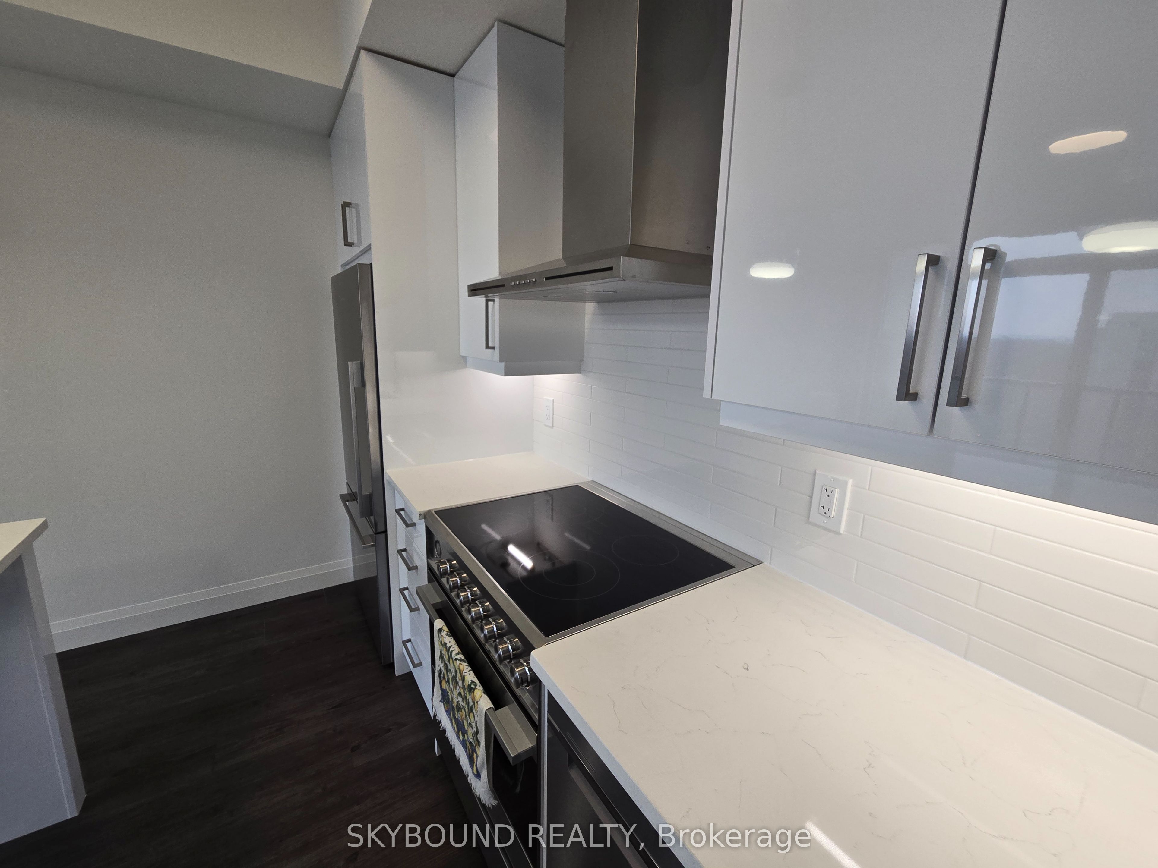 500 Brock Avenue 1008 Property Photo 11