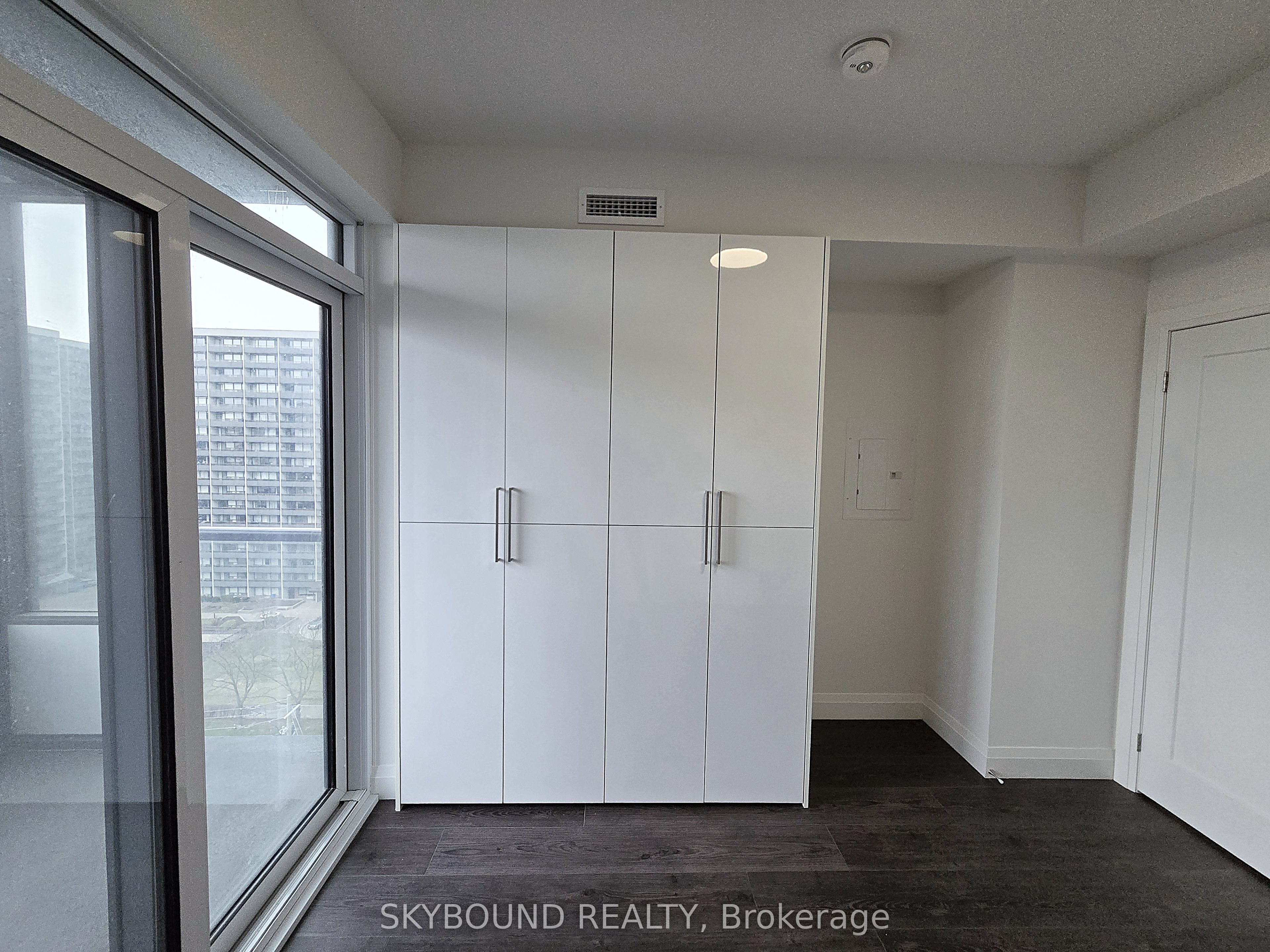 500 Brock Avenue 1008 Property Photo 21