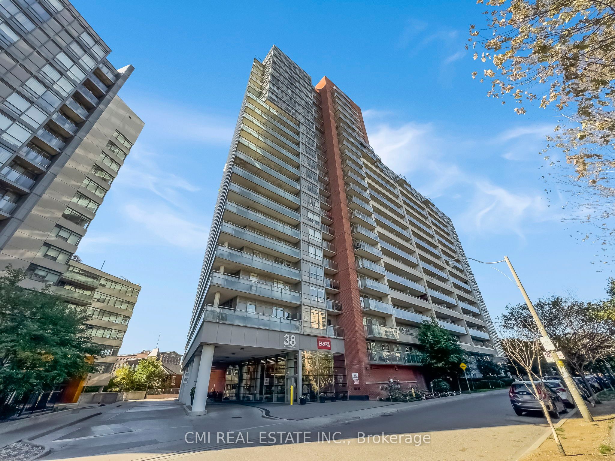 38 Joe Shuster Way 725 Property Photo 1