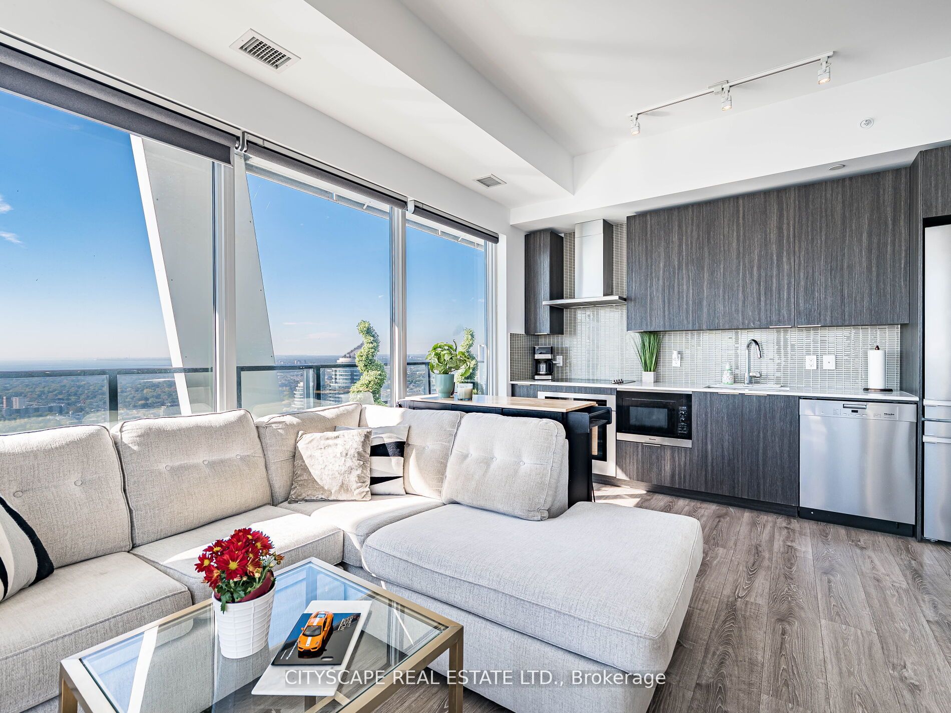 20 Shore Breeze Drive 4410 Property Photo 18