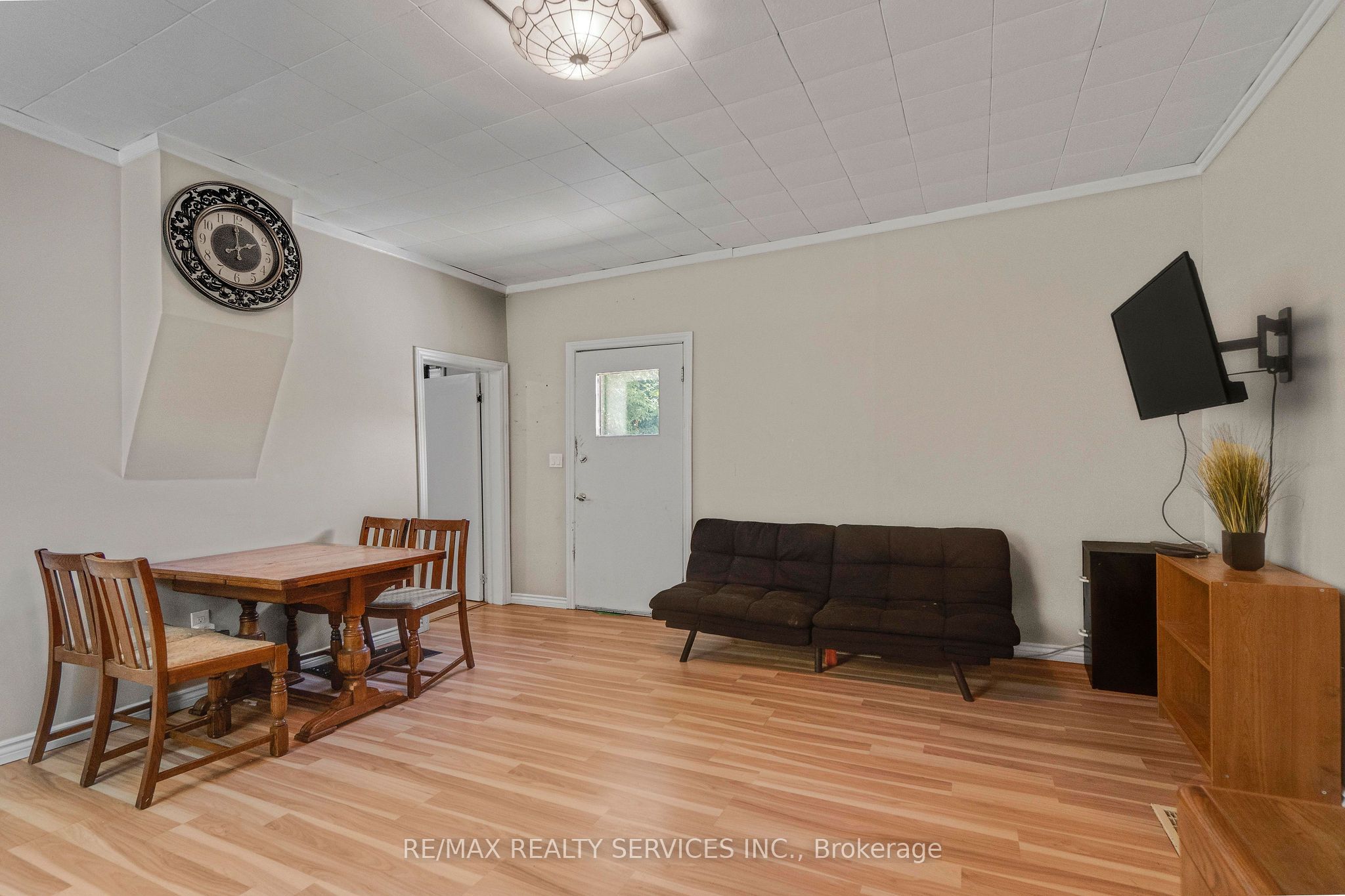 2 Parsons Avenue Property Photo 4