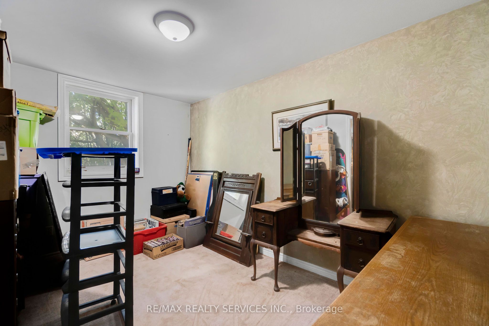 2 Parsons Avenue Property Photo 18