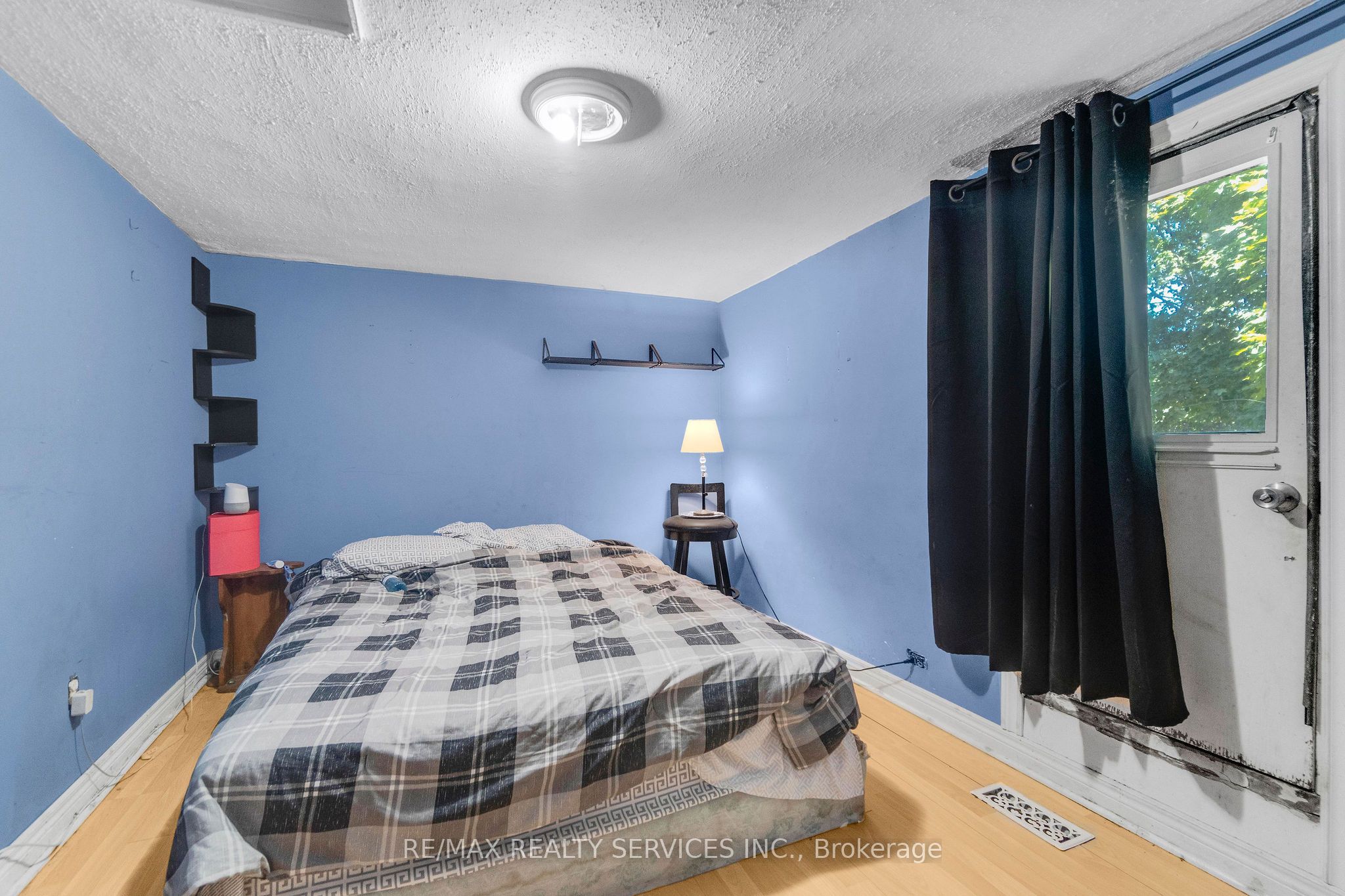 2 Parsons Avenue Property Photo 23