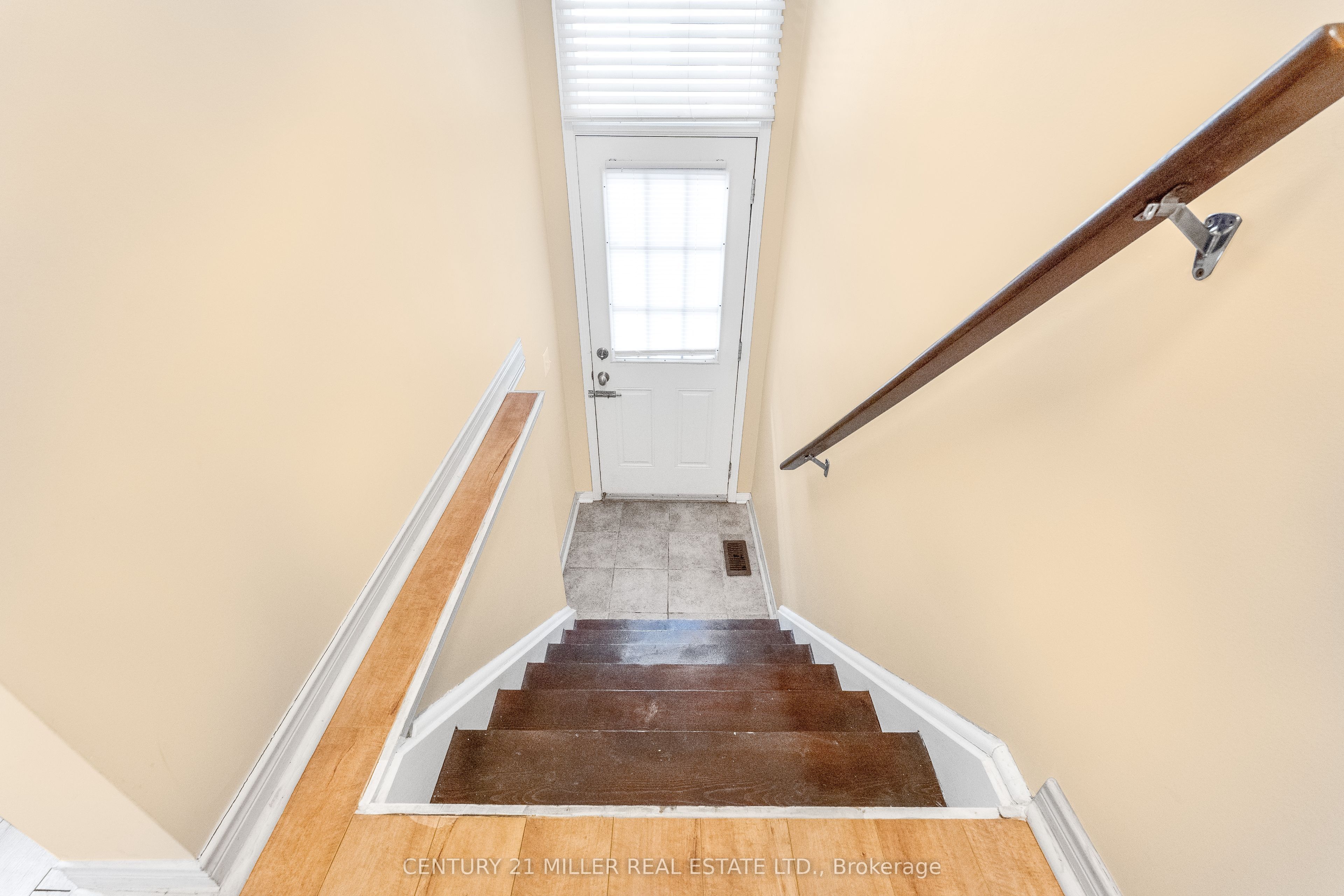 59 Jim Baird Mews Property Photo 5