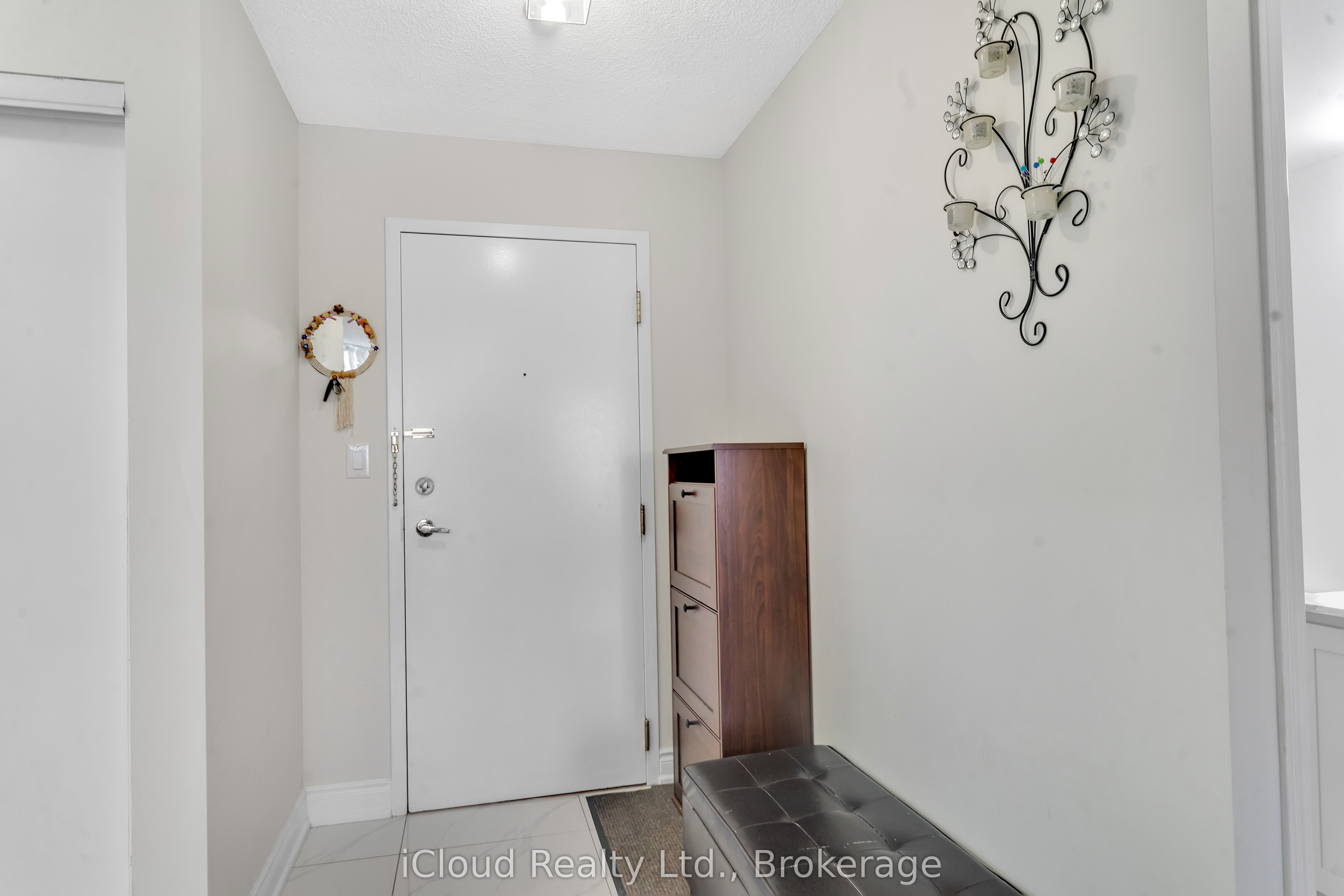 135 Hillcrest Avenue 903 Property Photo 16