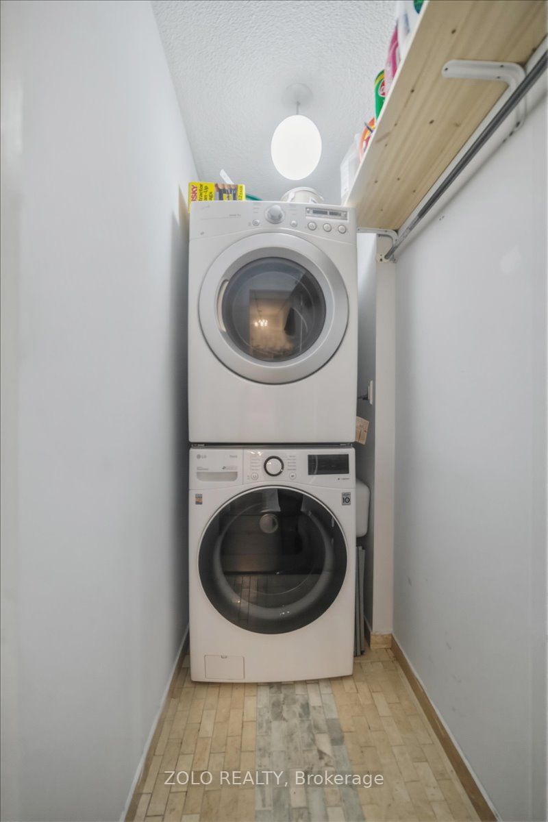 2121 Roche Court 707 Property Photo 25