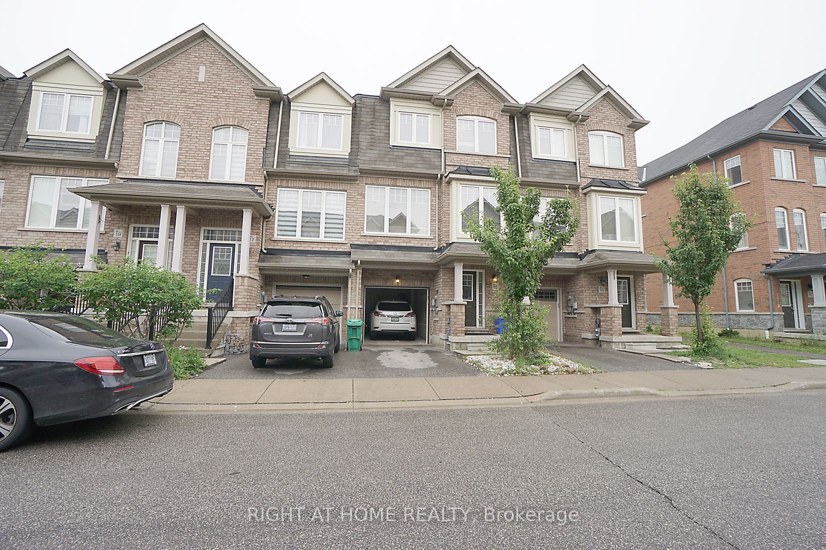 15 Magdalene Crescent Property Photo 1