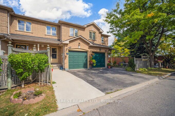 2 Sir Lou Drive 127 Property Photo 2