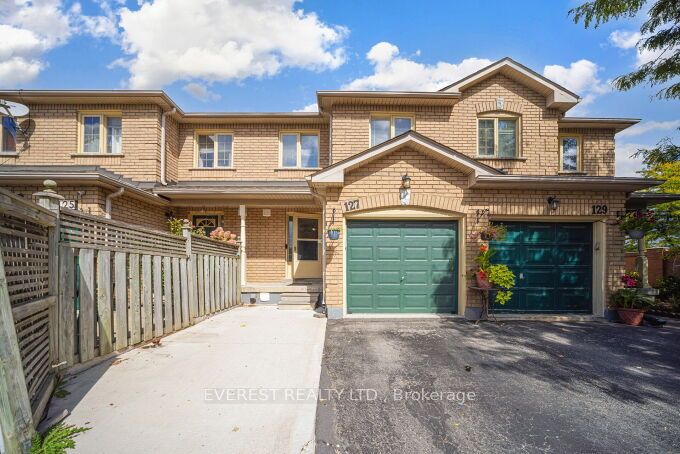 2 Sir Lou Drive 127 Property Photo 3