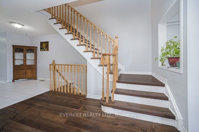 2 Sir Lou Drive 127 Property Photo 17