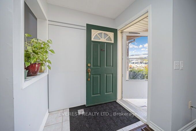 2 Sir Lou Drive 127 Property Photo 33