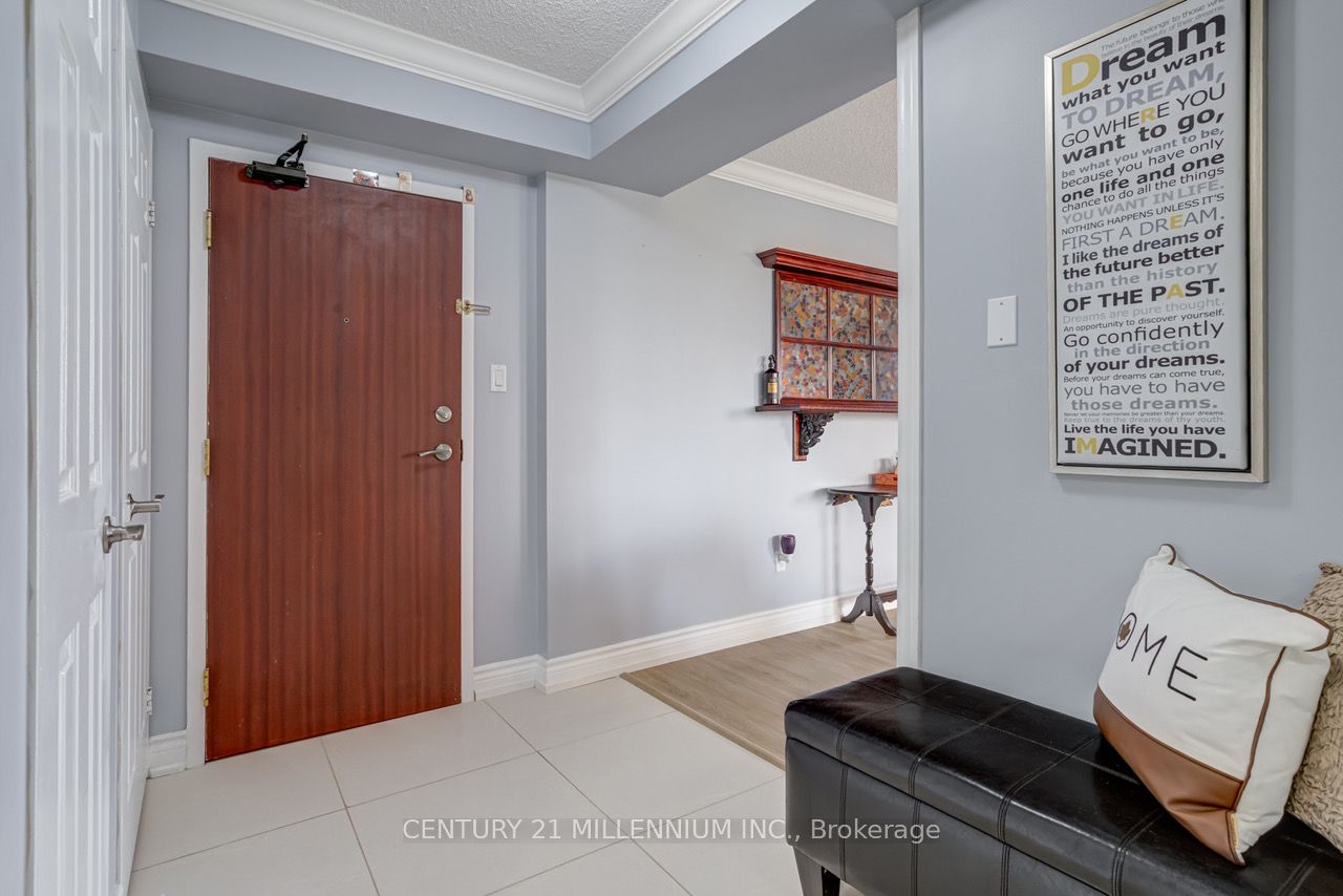 5 Lisa Street 604 Property Photo 6