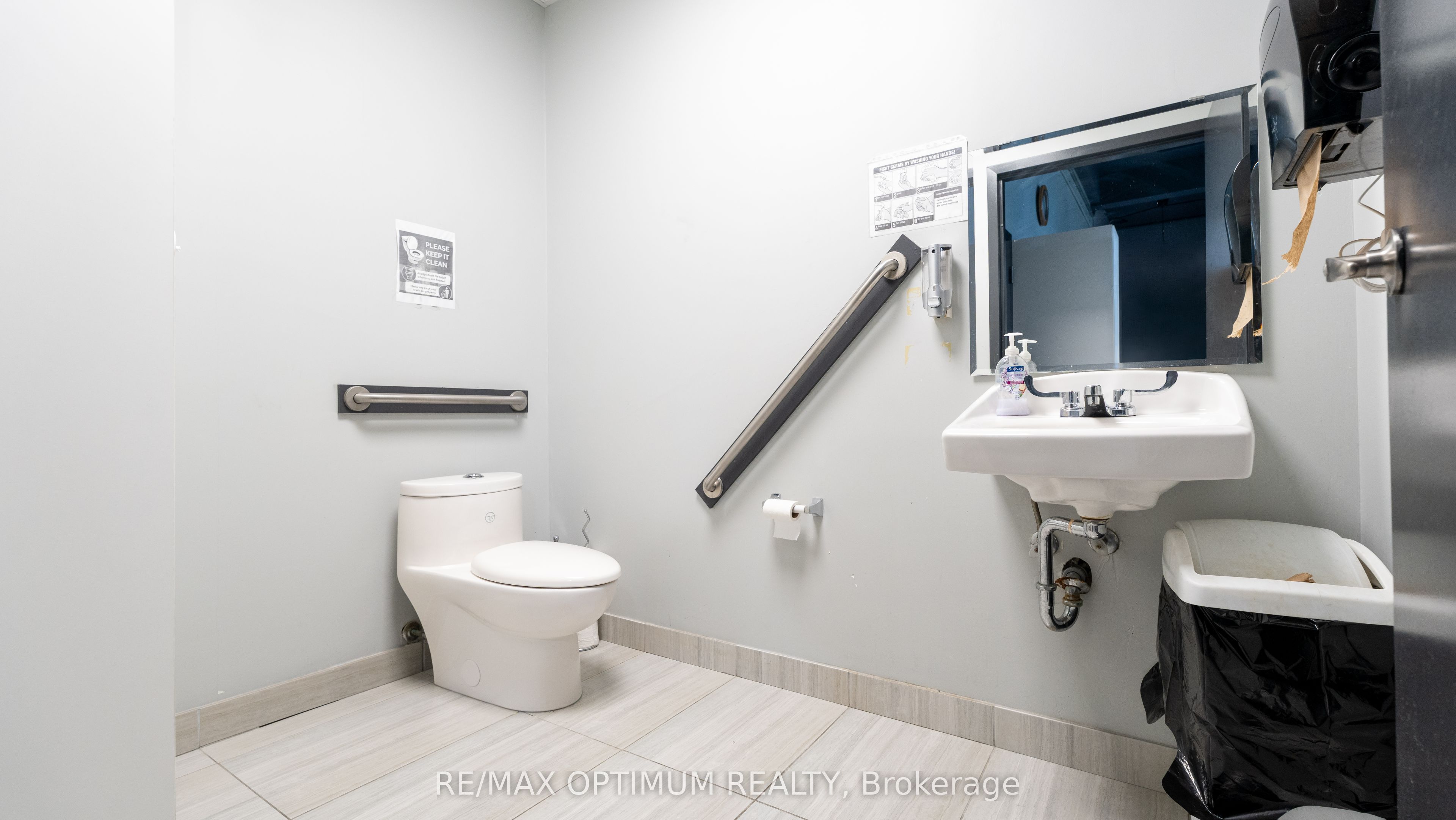 1055 Canadian Place 101 Property Photo 13