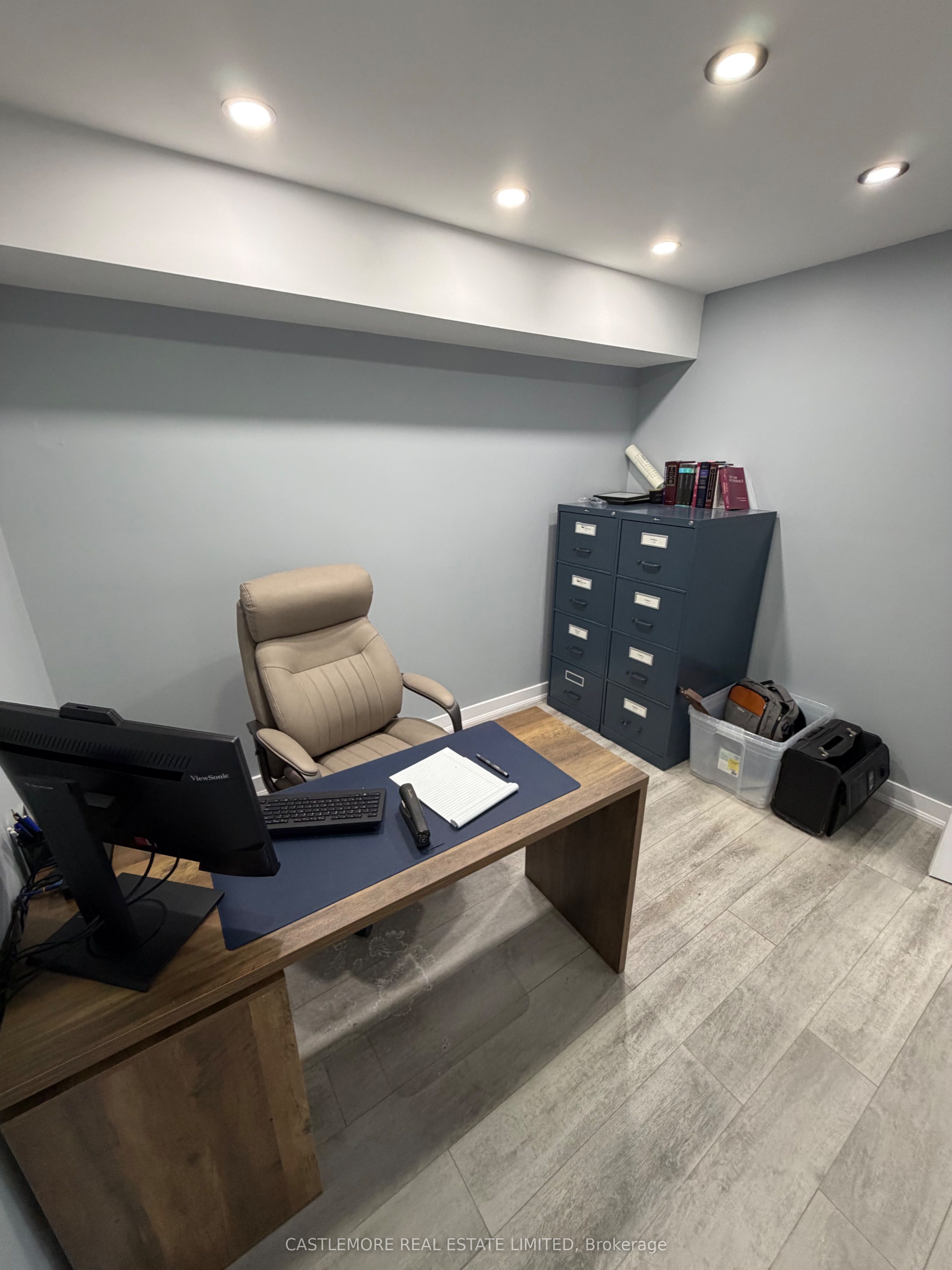 925 Lakeshore Road Property Photo 4