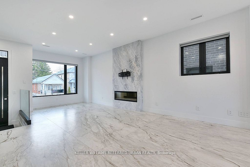 613 Harvie Avenue Property Photo 6