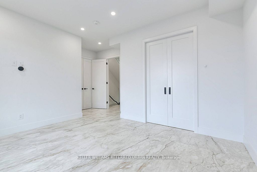 613 Harvie Avenue Property Photo 15
