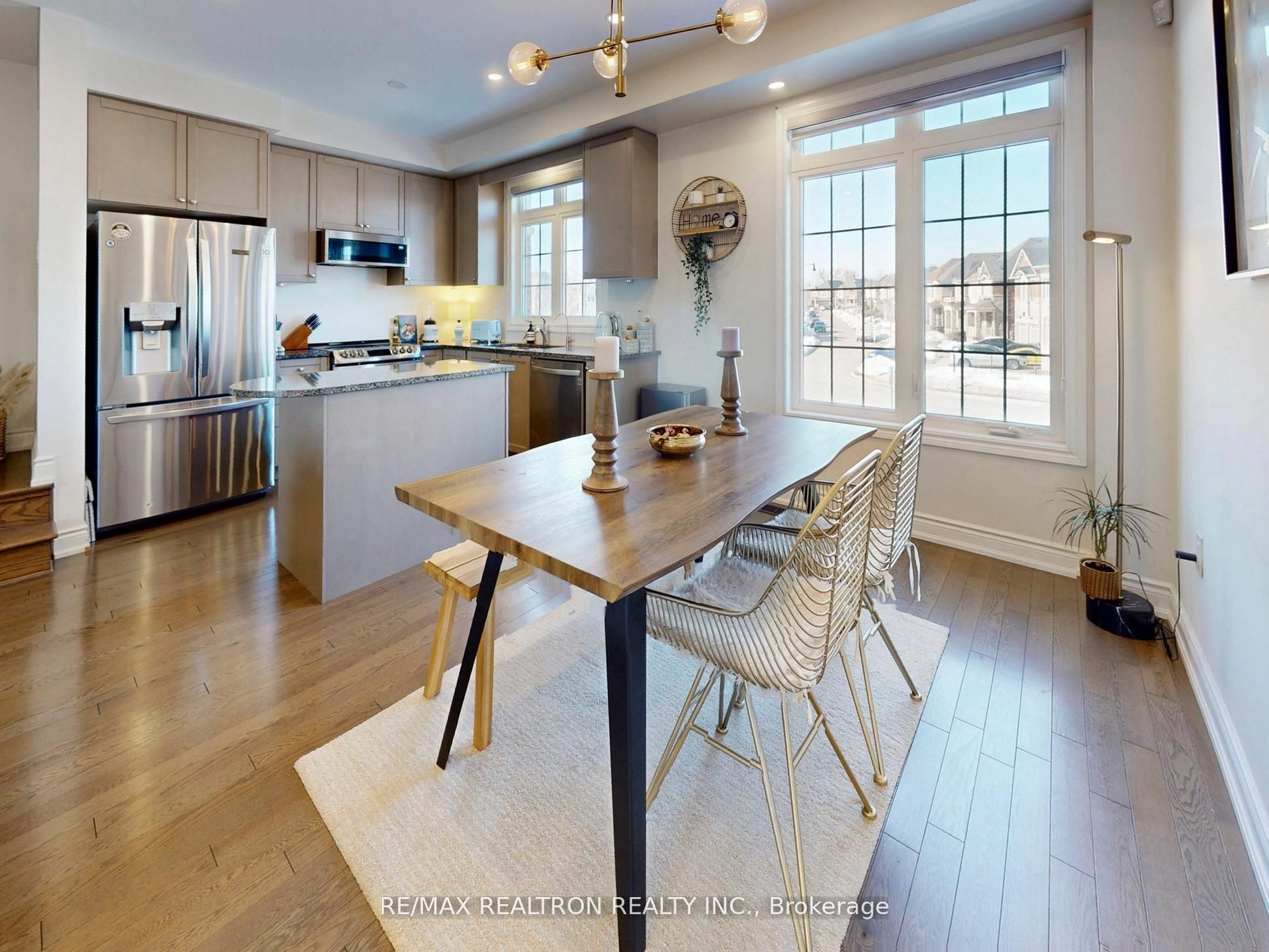 6 Oakmore Lane Property Photo 12