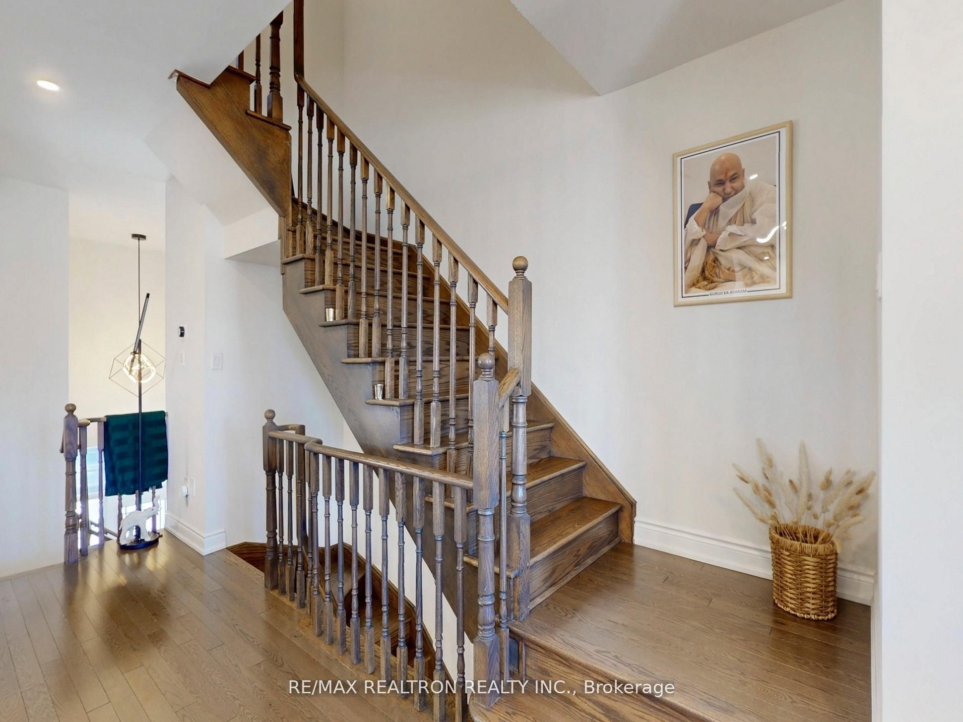 6 Oakmore Lane Property Photo 19