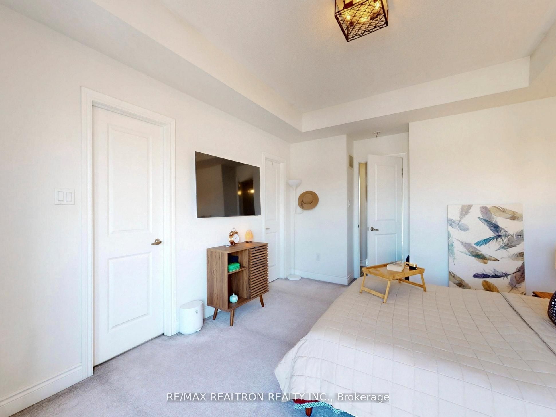 6 Oakmore Lane Property Photo 22