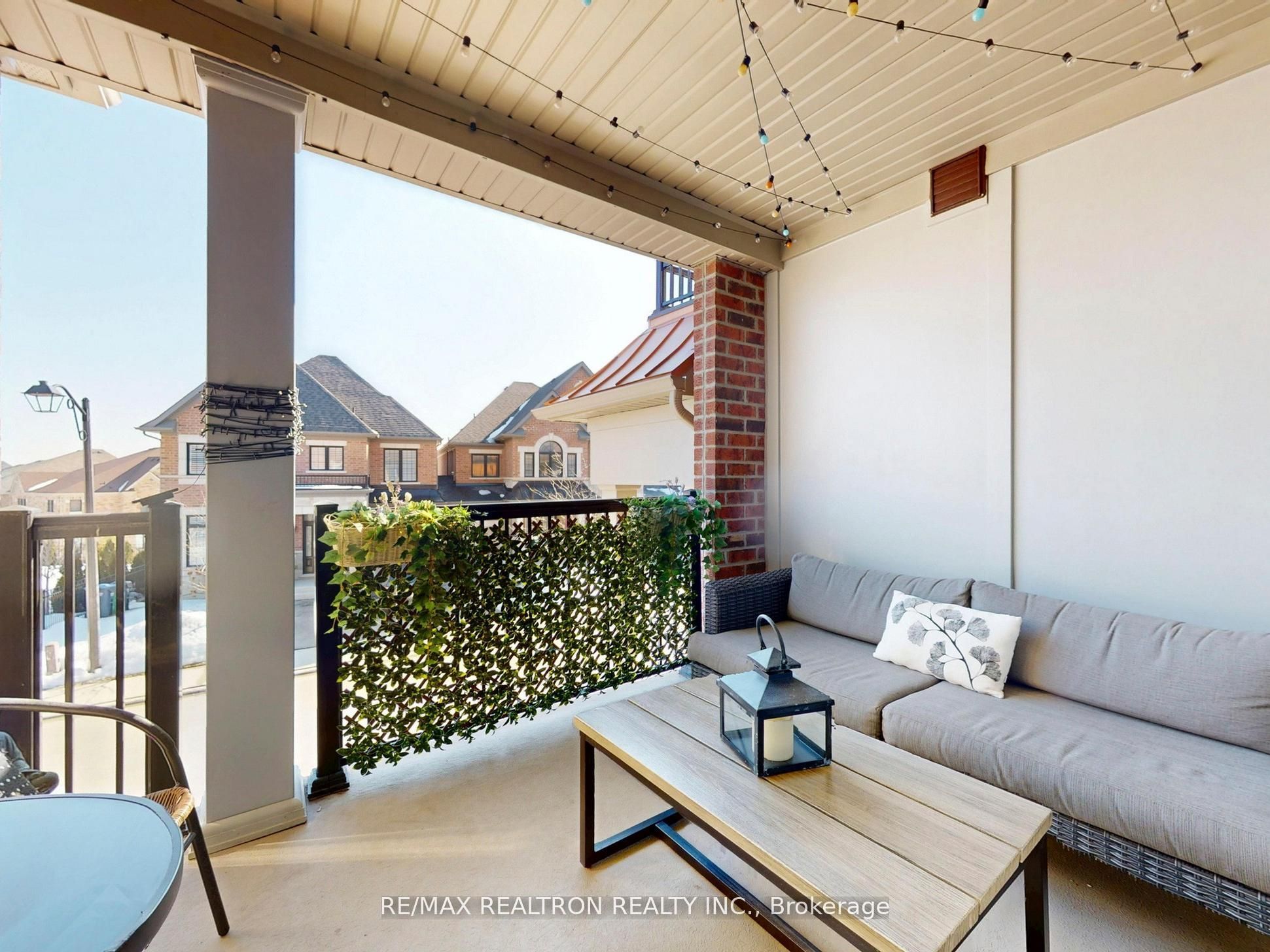 6 Oakmore Lane Property Photo 29