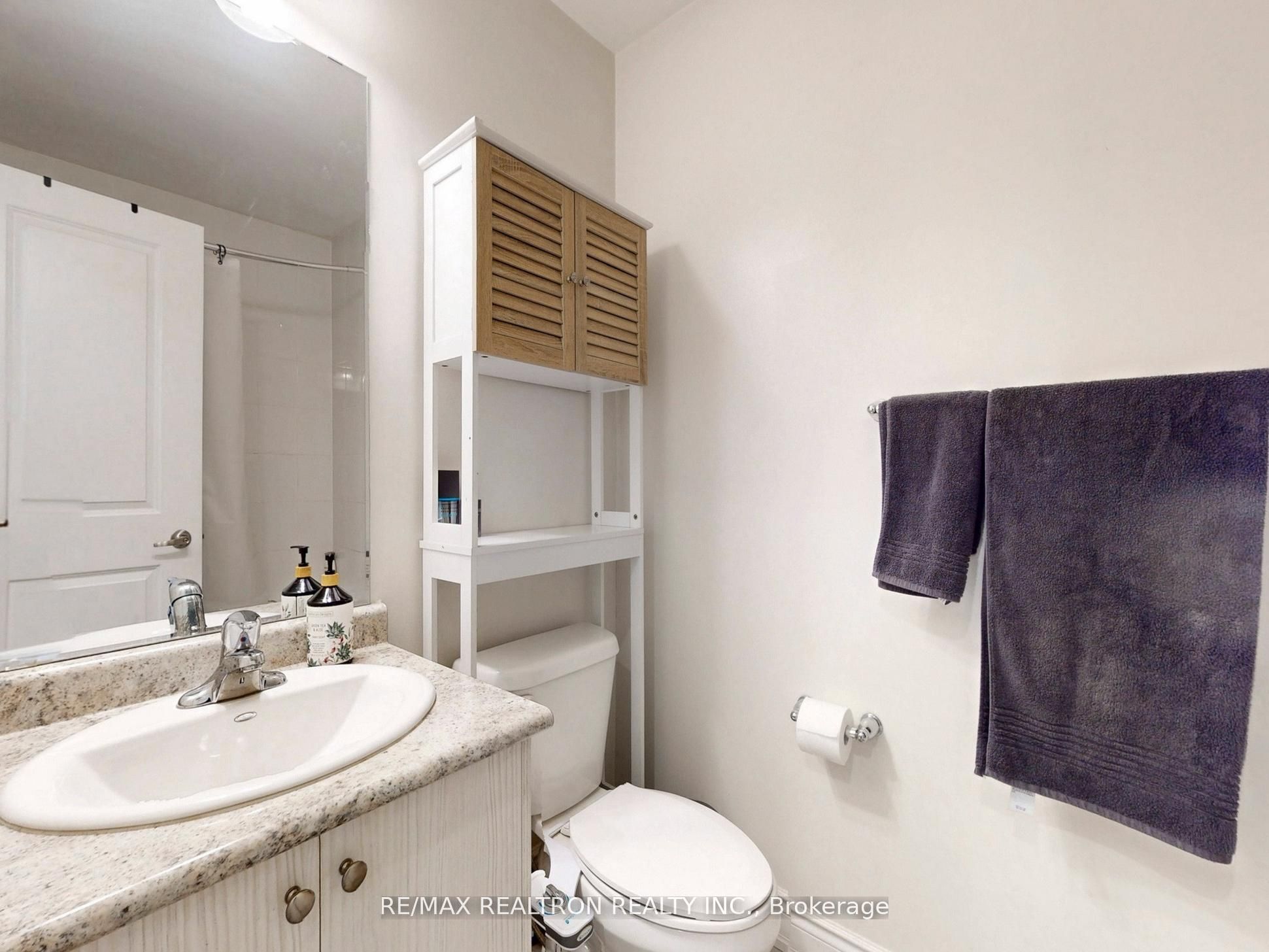 6 Oakmore Lane Property Photo 32