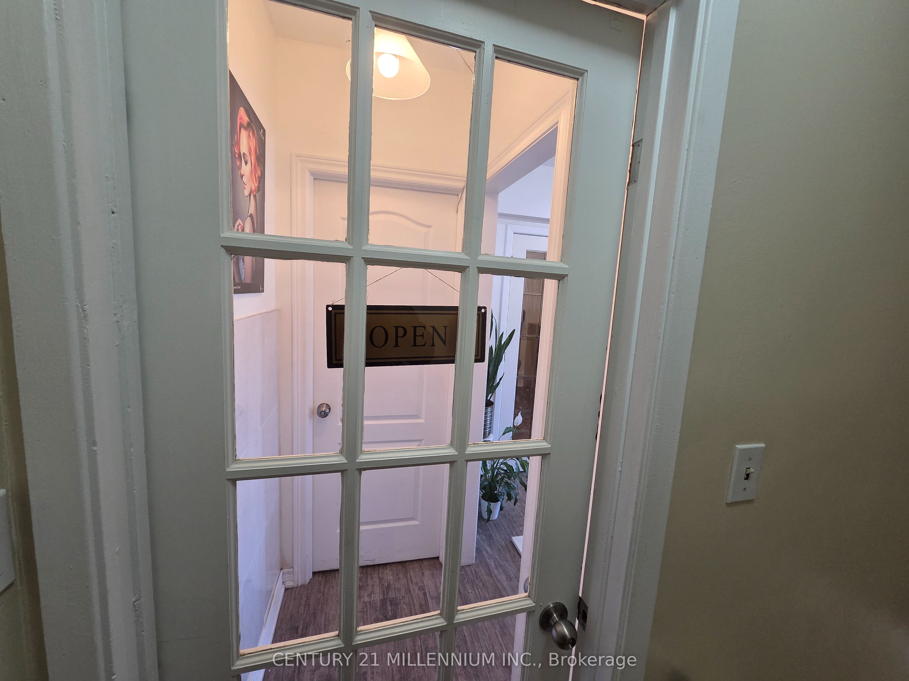 2479 Lake Shore Boulevard W B Property Photo 2