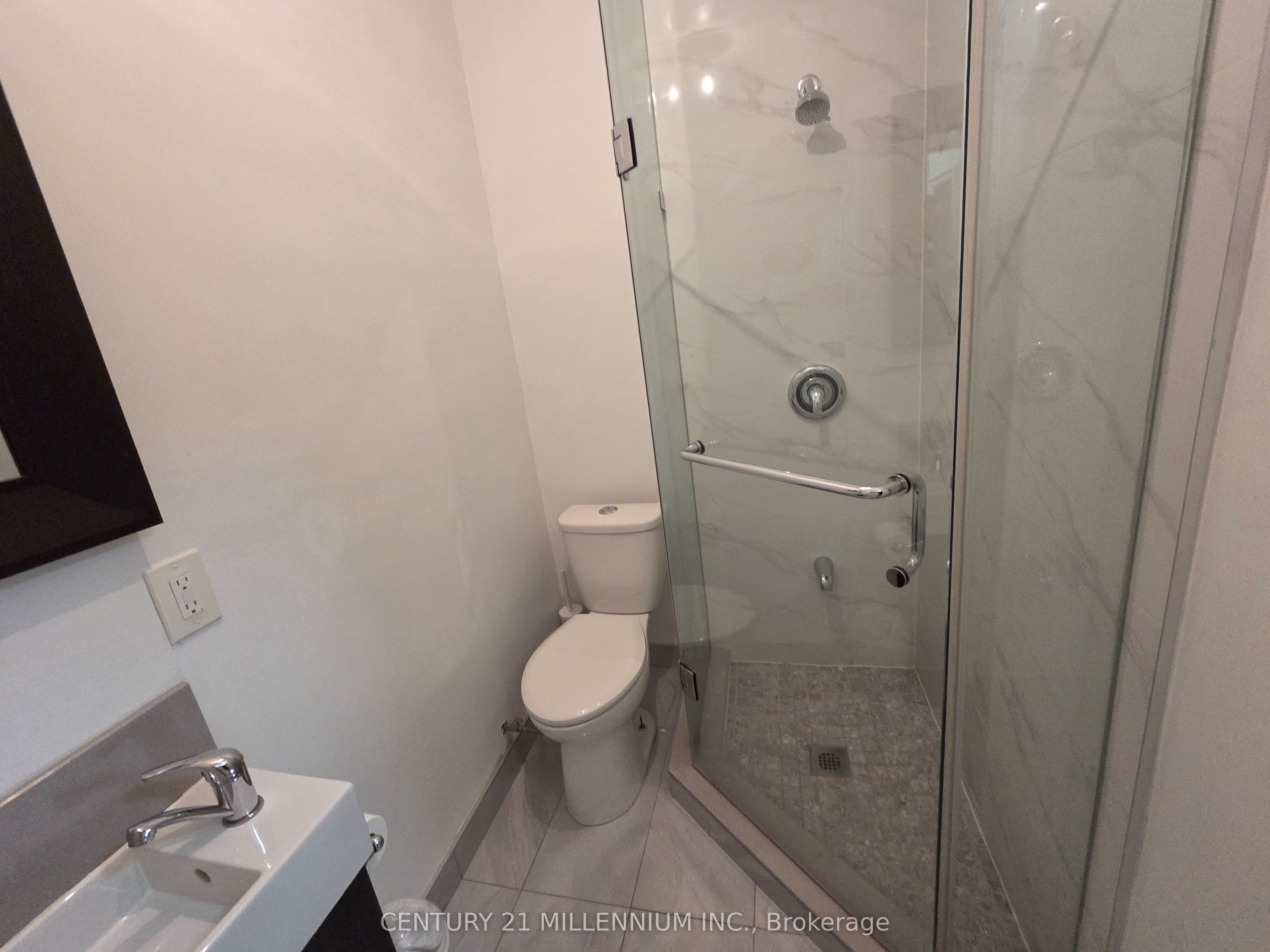 2479 Lake Shore Boulevard W B Property Photo 12
