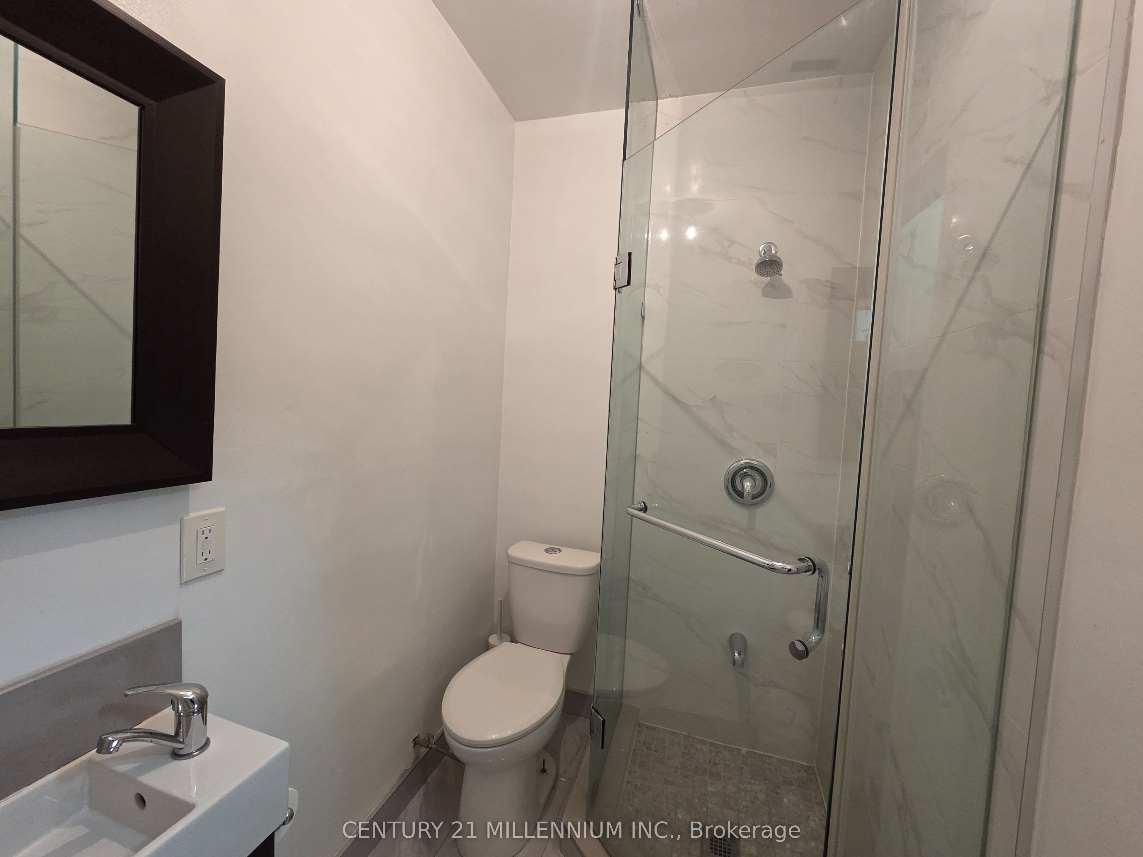 2479 Lake Shore Boulevard W B Property Photo 13