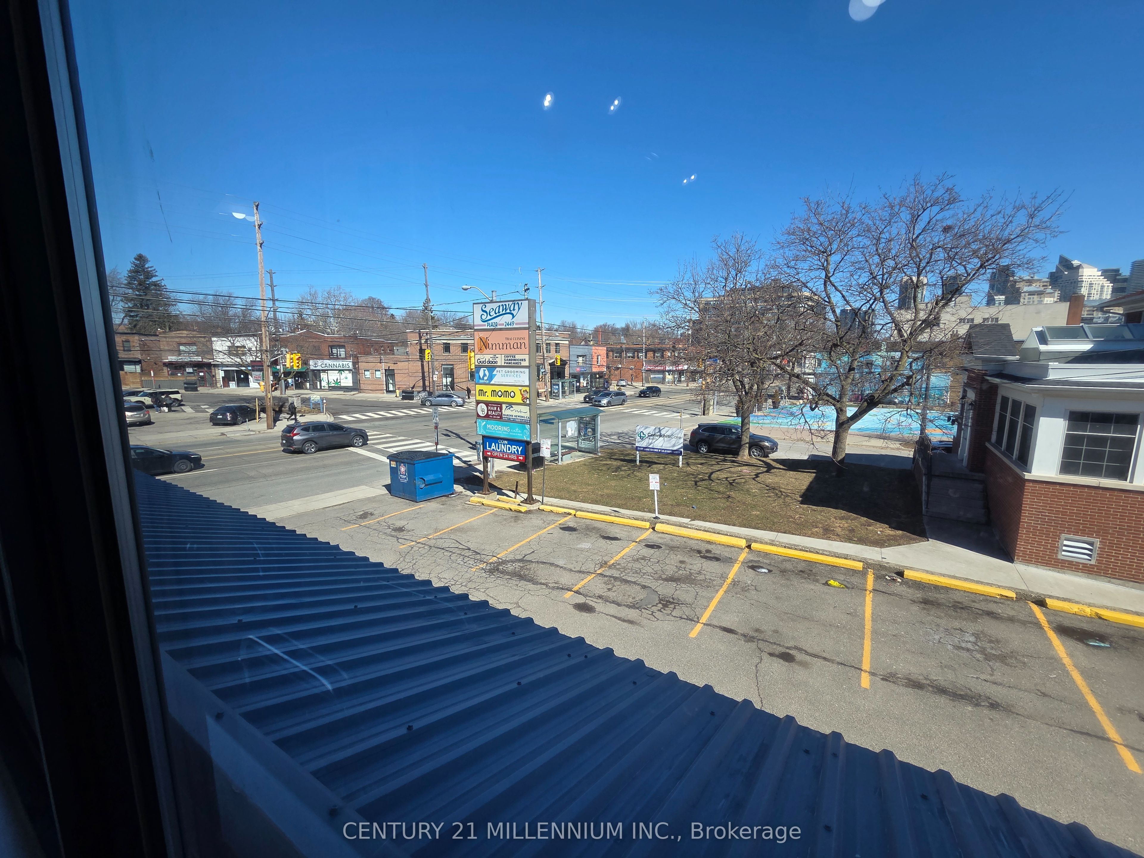 2479 Lake Shore Boulevard W B Property Photo 16