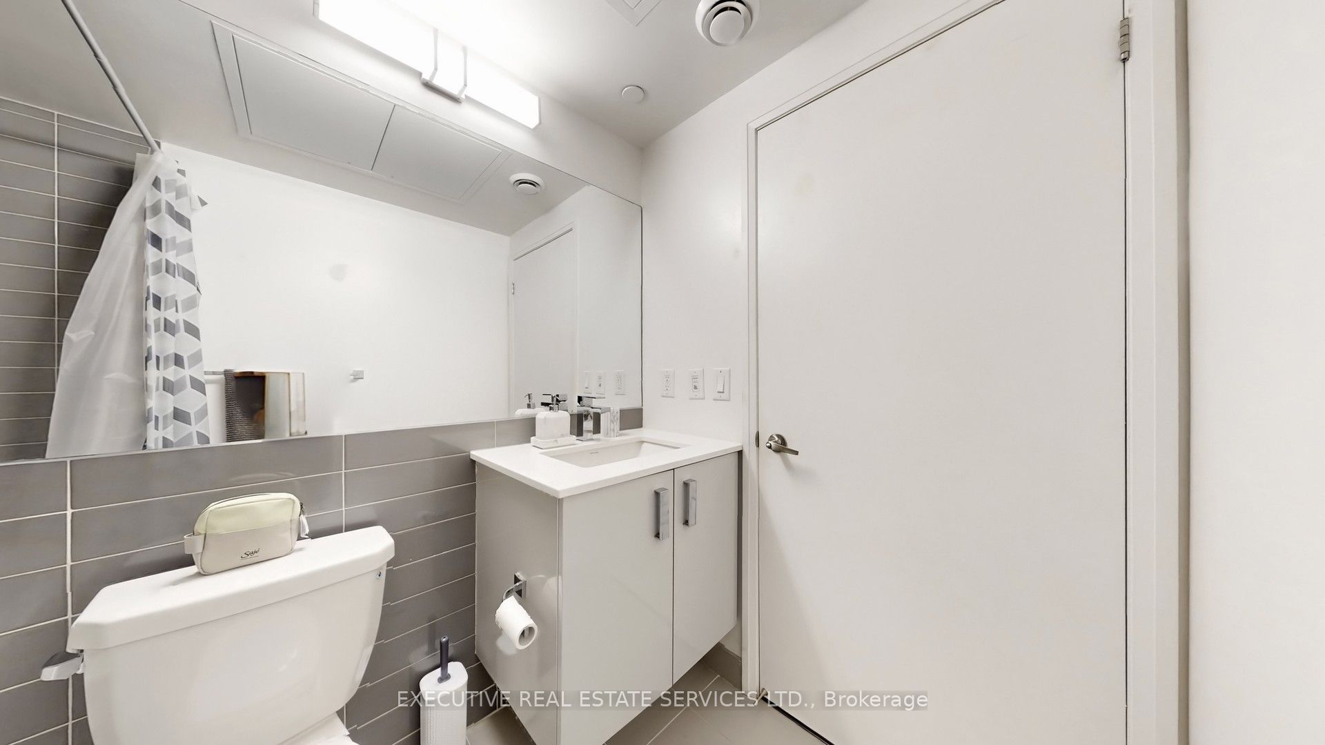 10 Gibbs Road 624 Property Photo 20