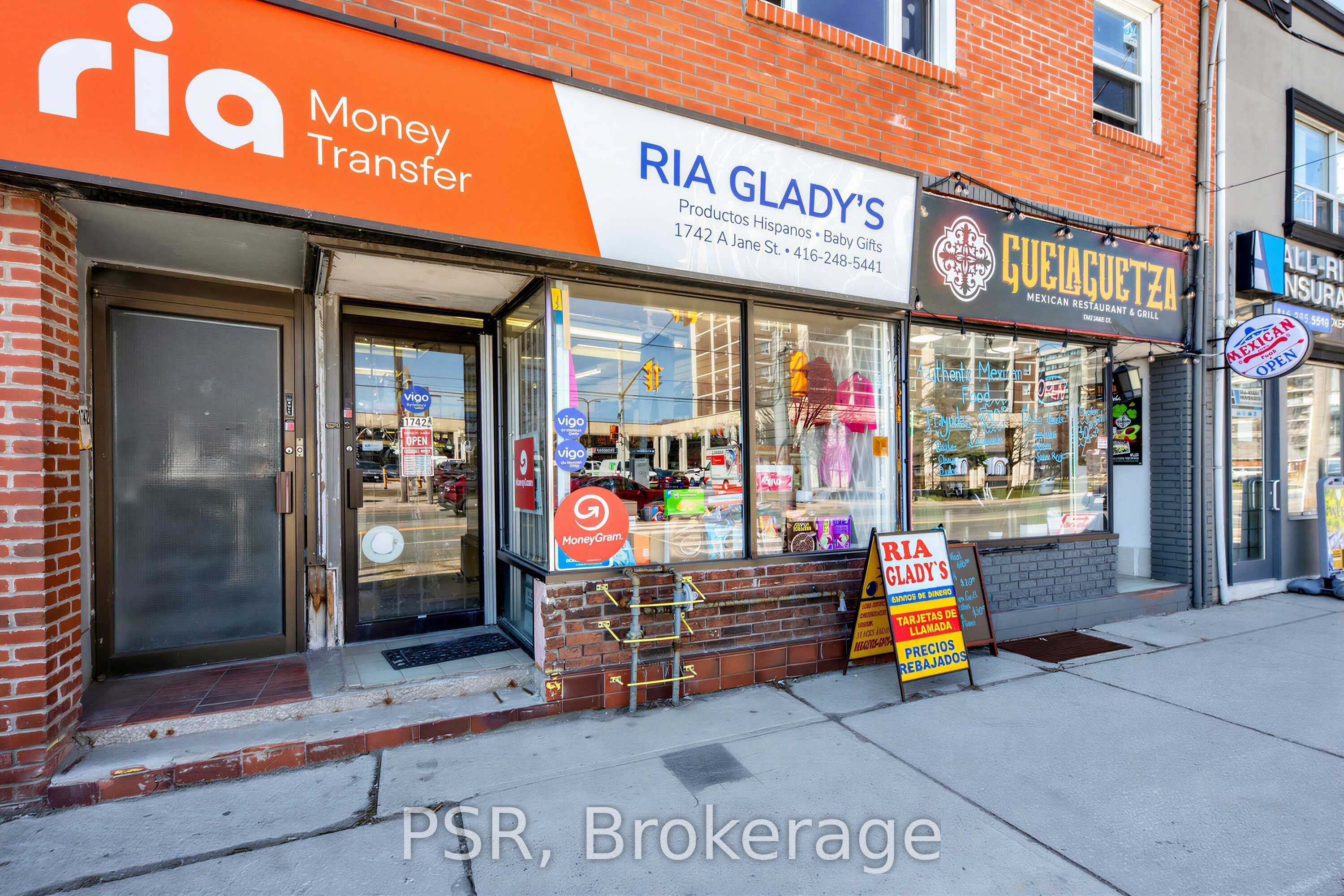 1742 Jane Street Property Photo 3