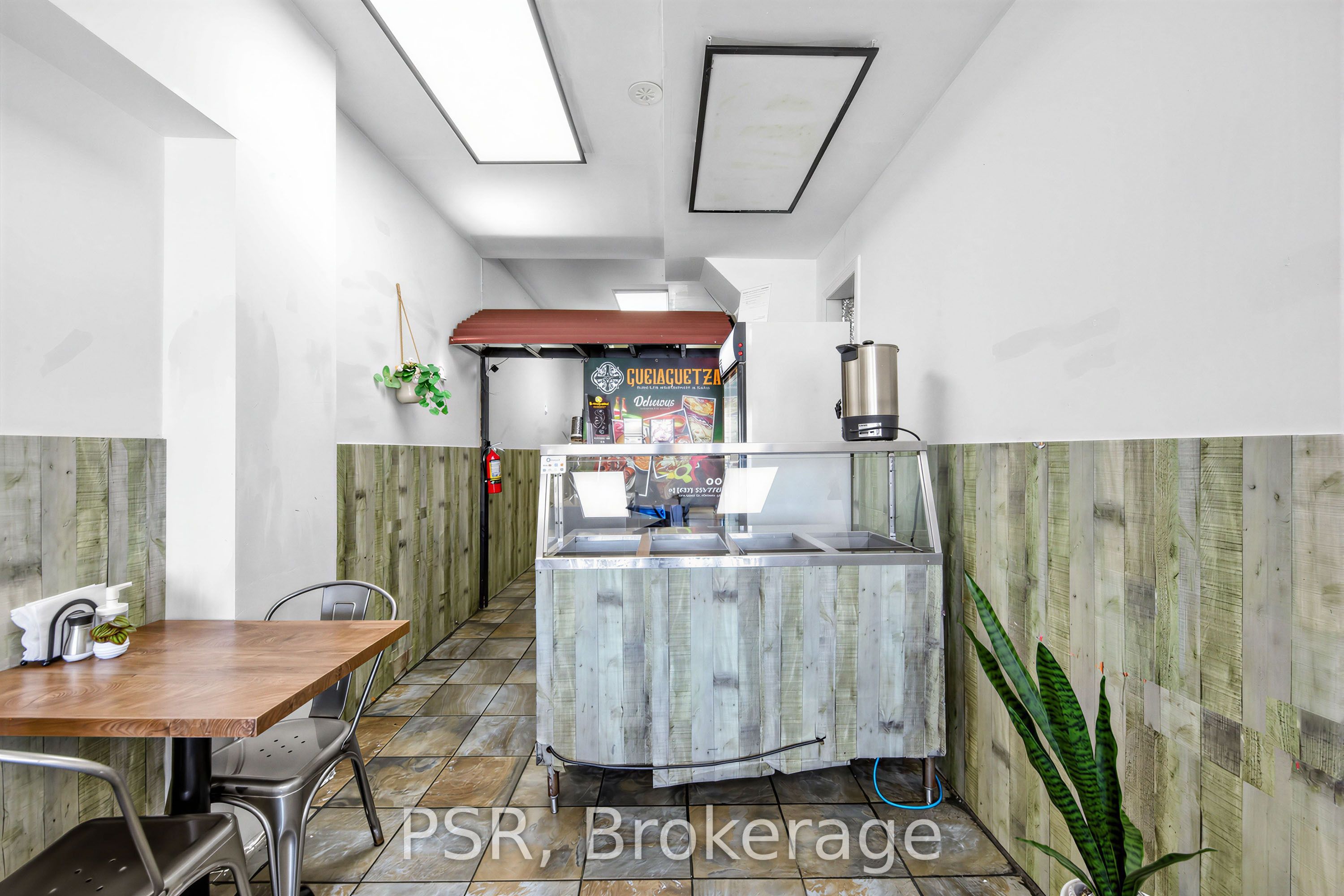 1742 Jane Street Property Photo 9