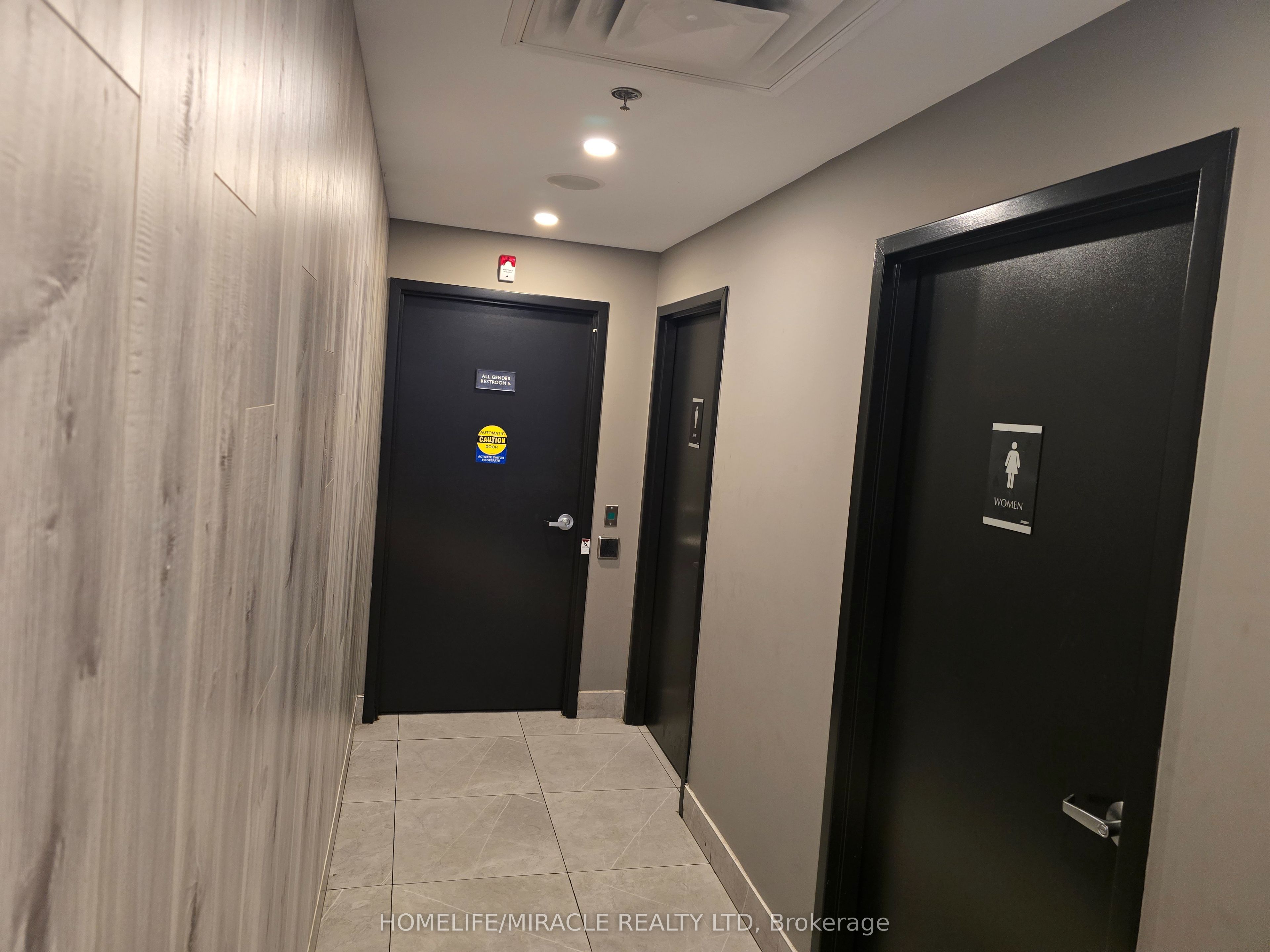 1400 Aimco Boulevard 4 Property Photo 8