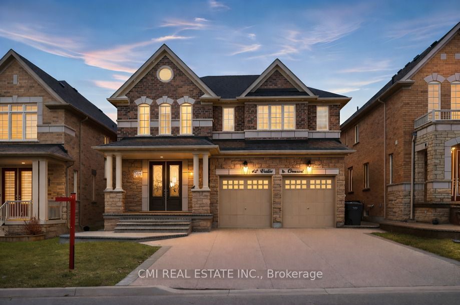 42 Valleybrook Crescent