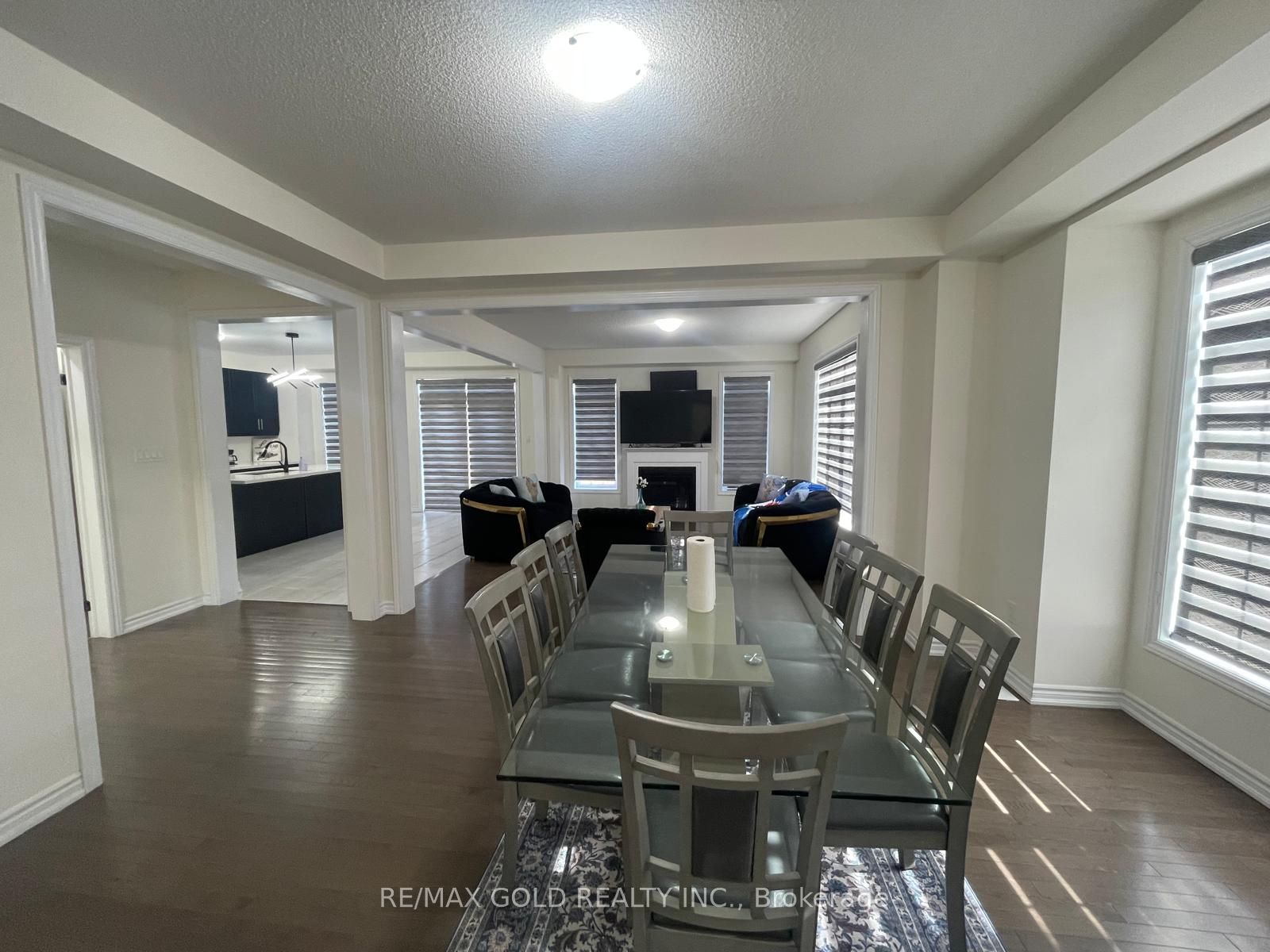 537 Veterans Drive Property Photo 14