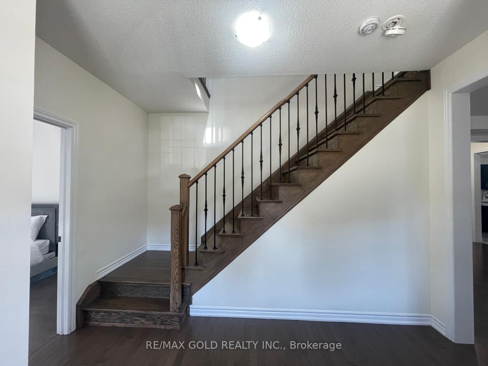 537 Veterans Drive Property Photo 20