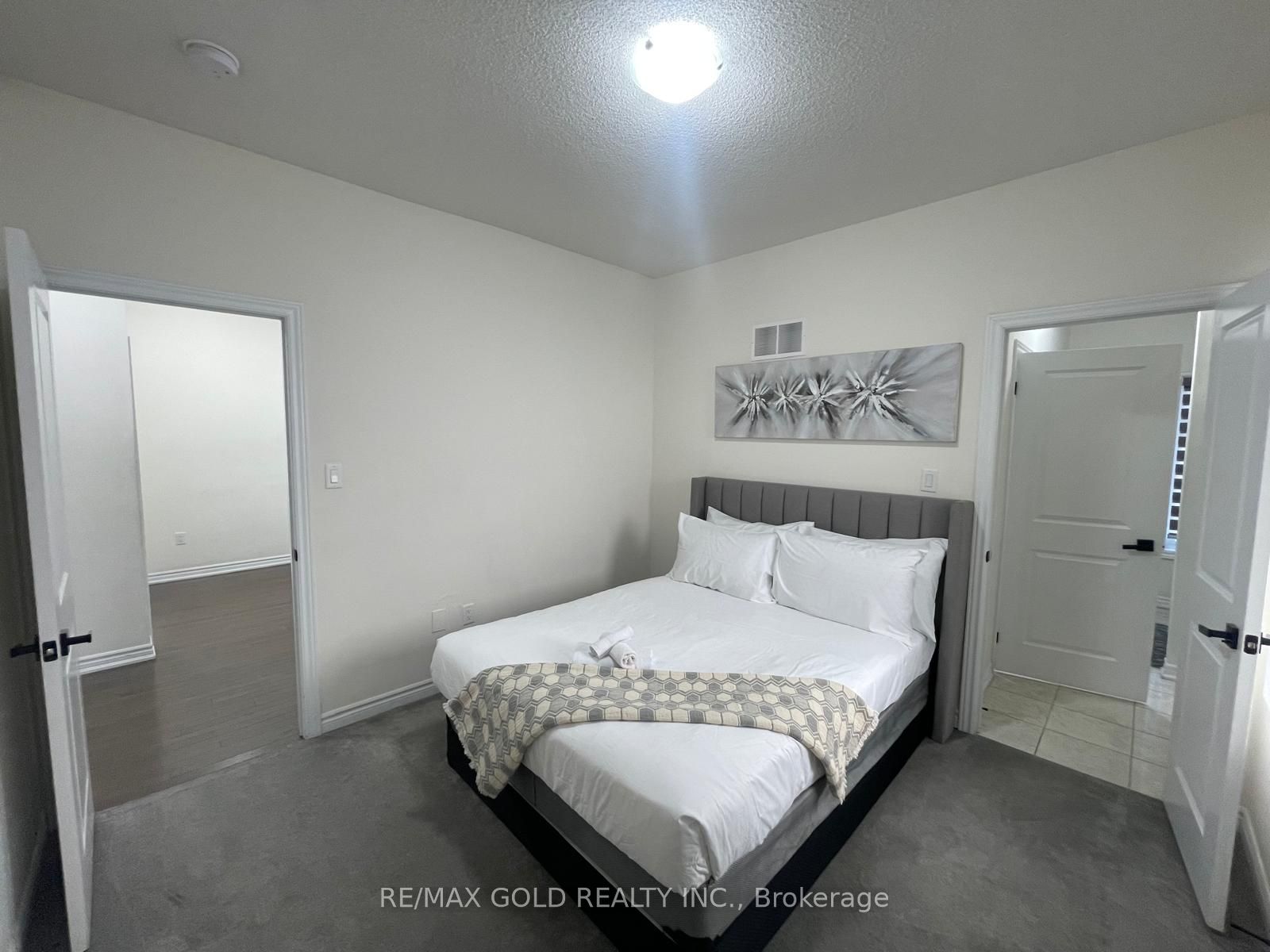 537 Veterans Drive Property Photo 32
