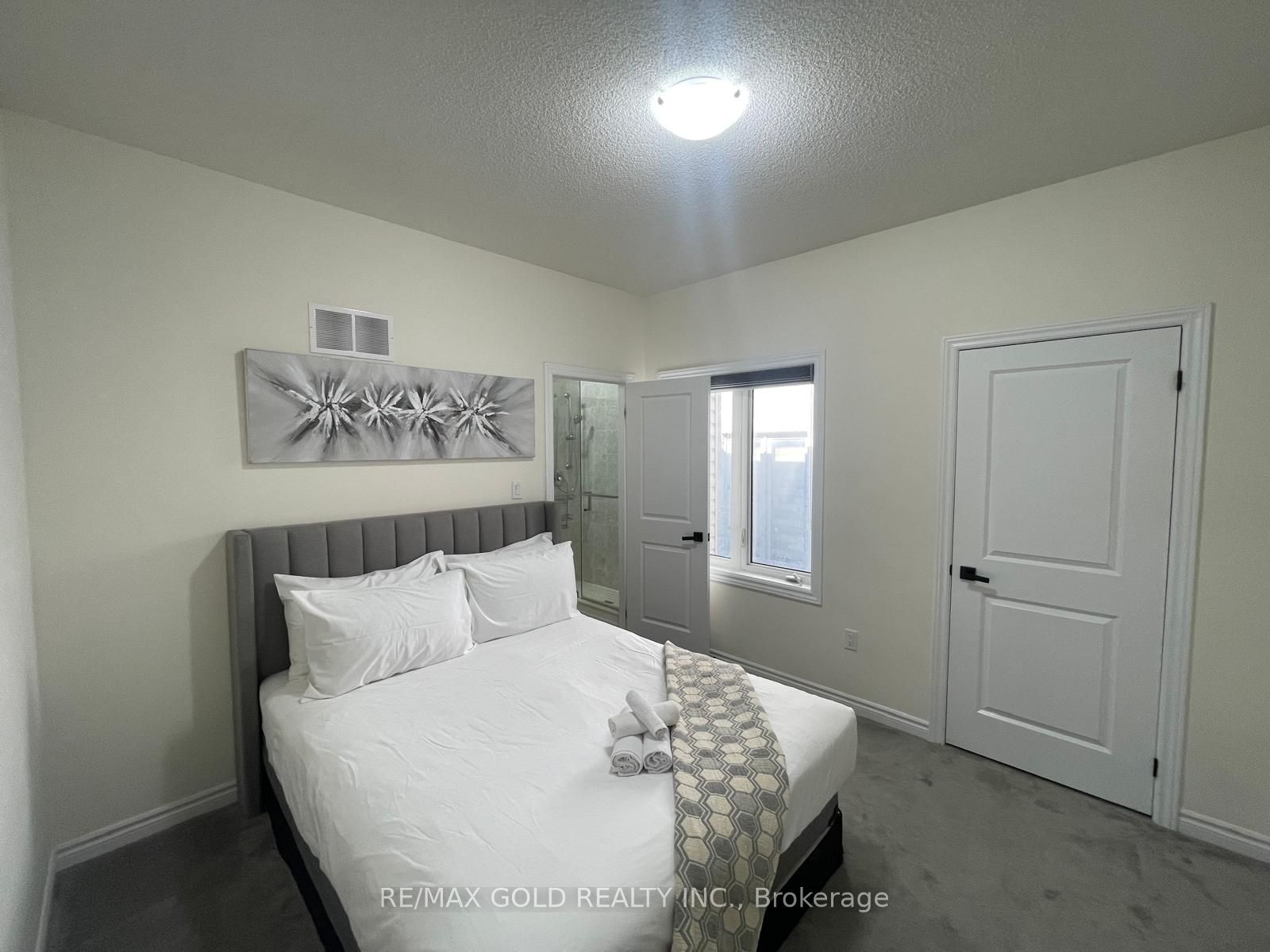 537 Veterans Drive Property Photo 33