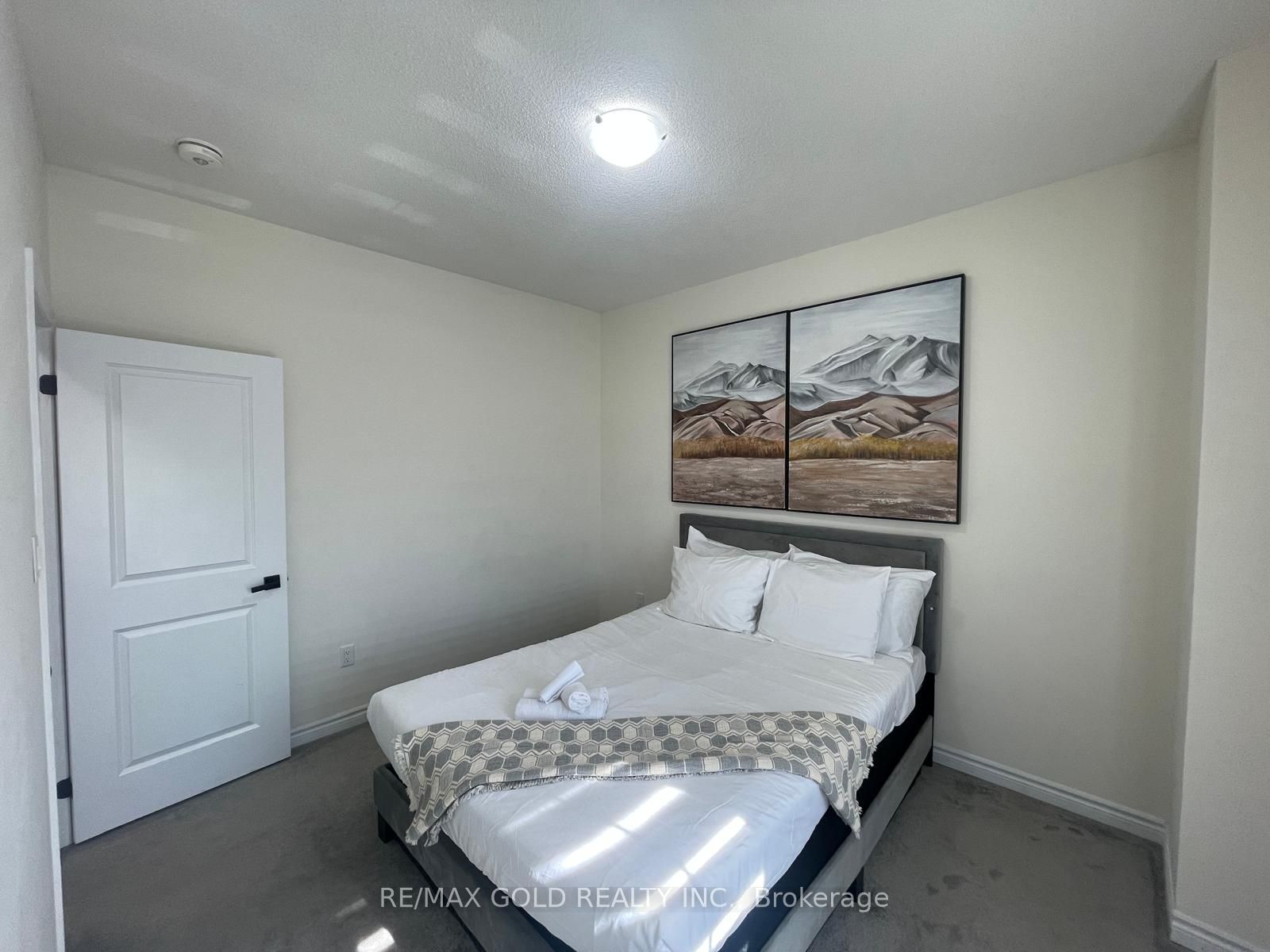 537 Veterans Drive Property Photo 39