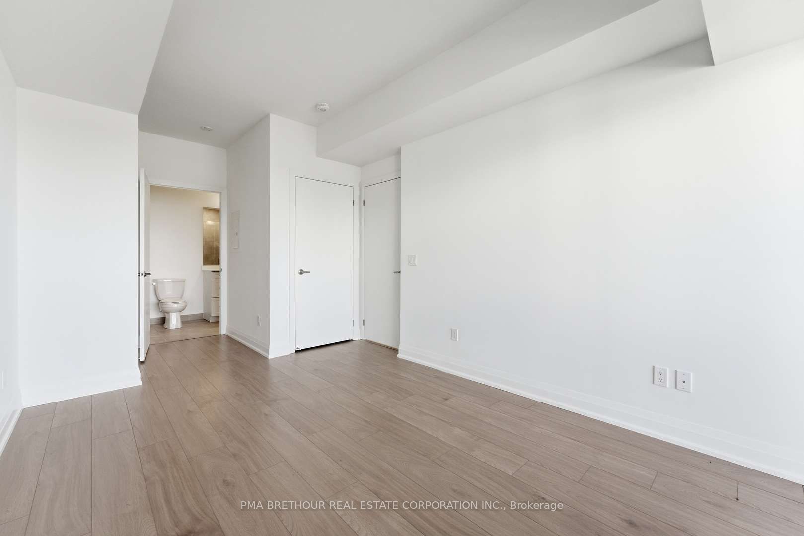 1035 Southdown Road 1811 Property Photo 17