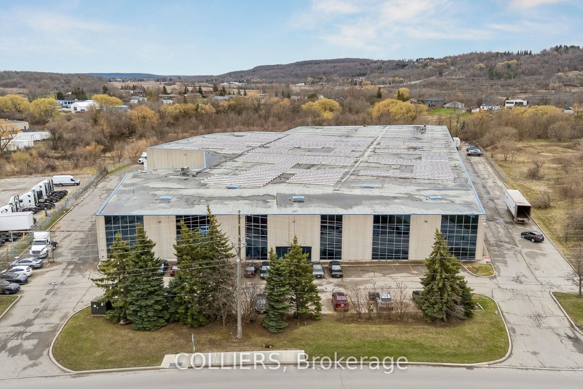 550 Industrial Drive Property Photo 9