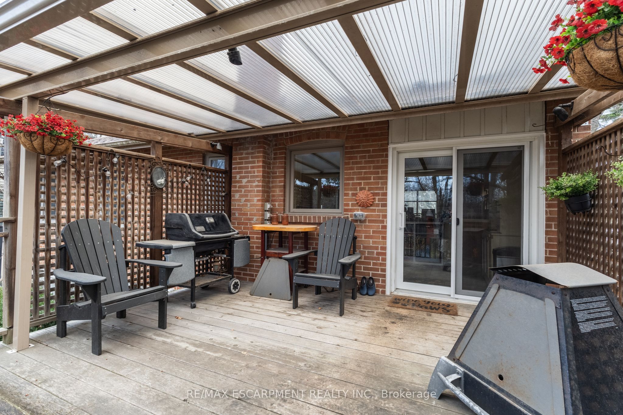 1051 Melvin Avenue Property Photo 6