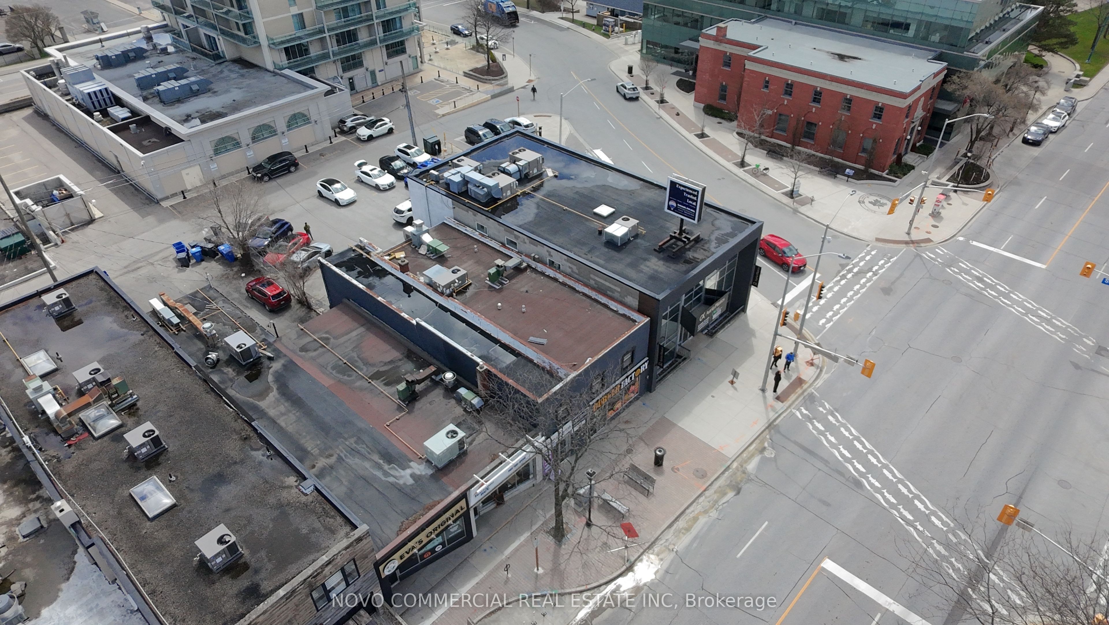 47 Lakeshore Road E Property Photo 1