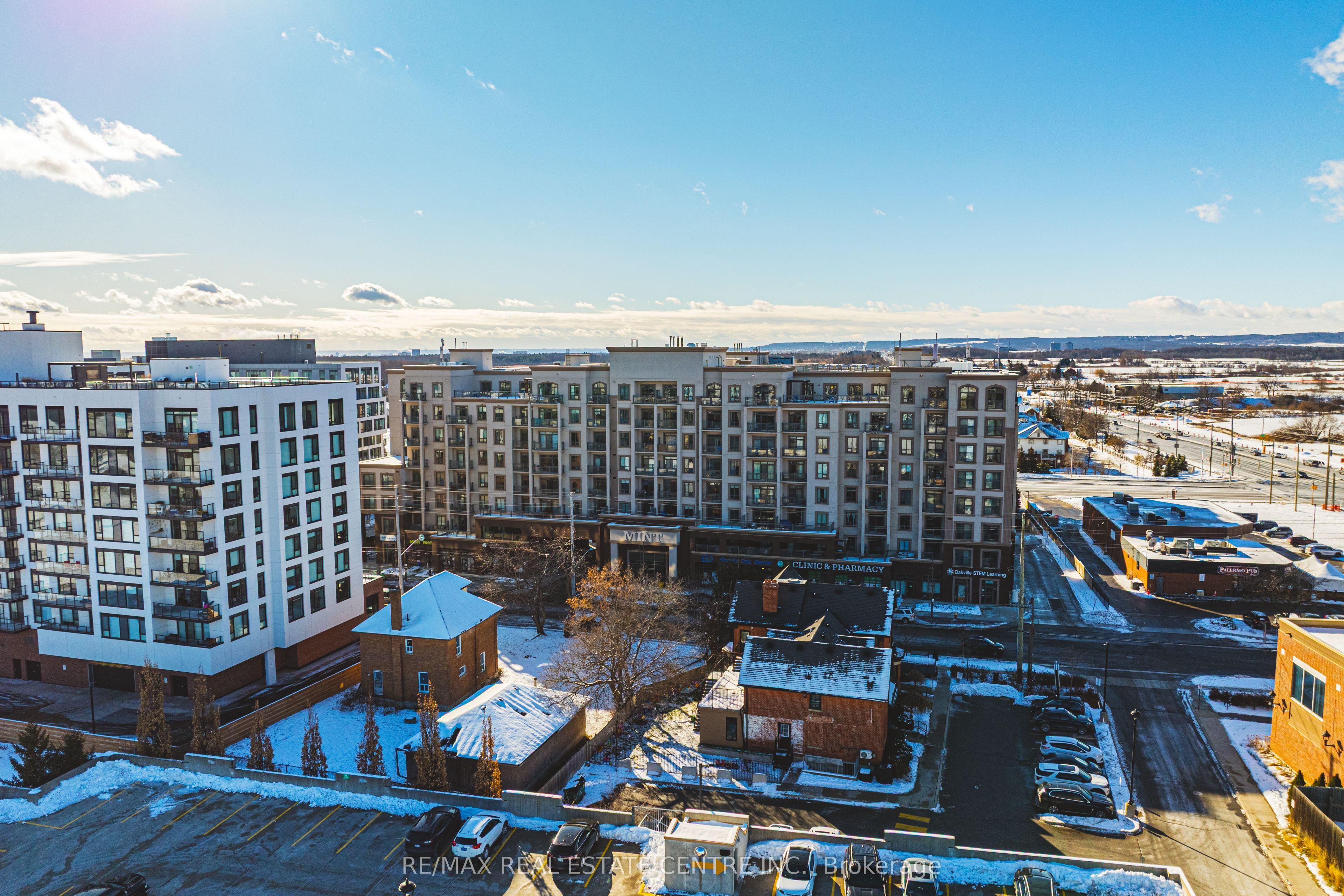 2486 Old Bronte Road 706