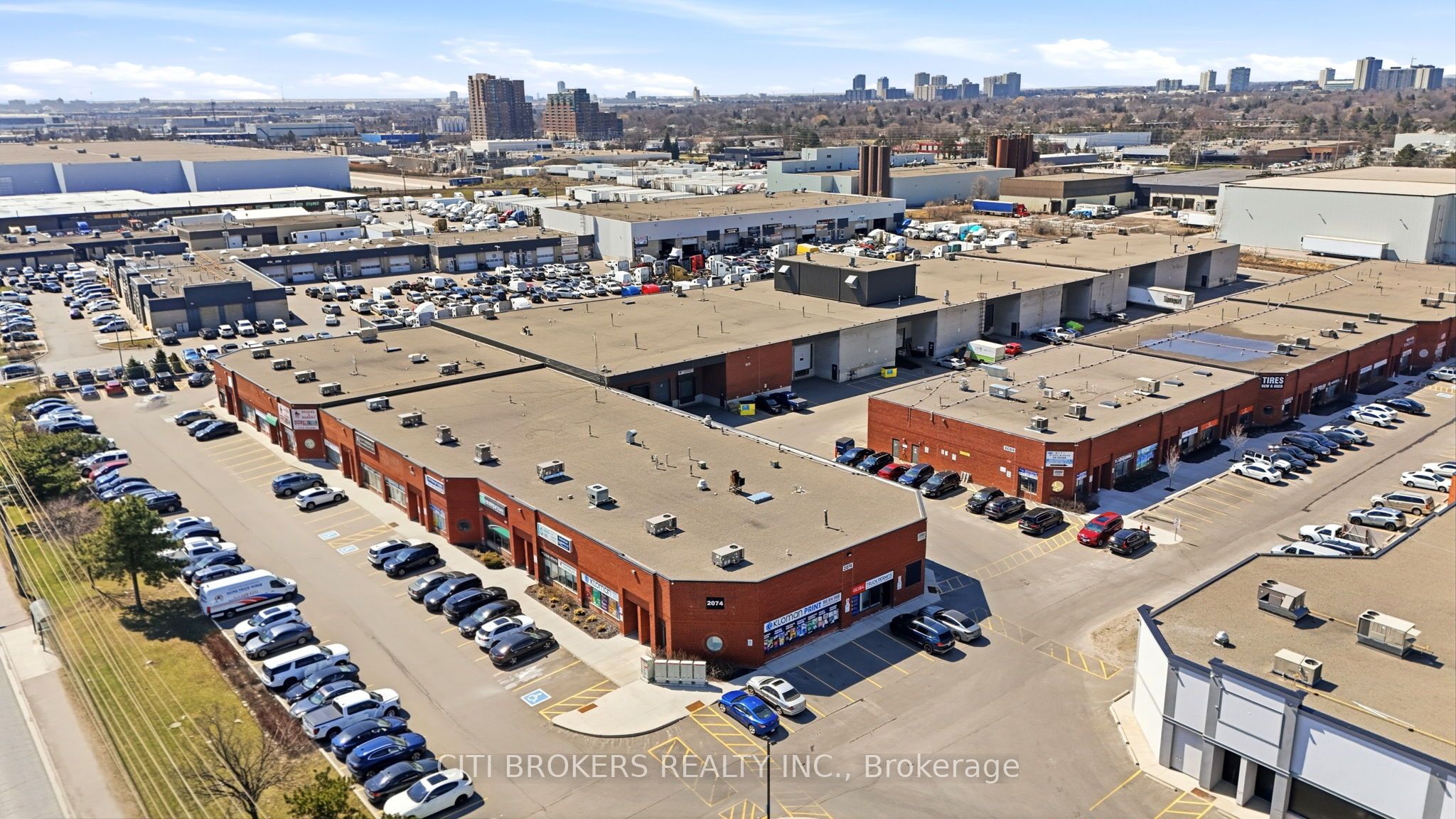 2074 Steeles Avenue E 1 Property Photo 1