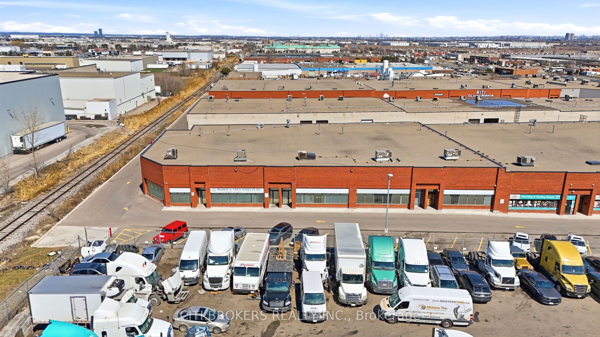 2074 Steeles Avenue E 1 Property Photo 3