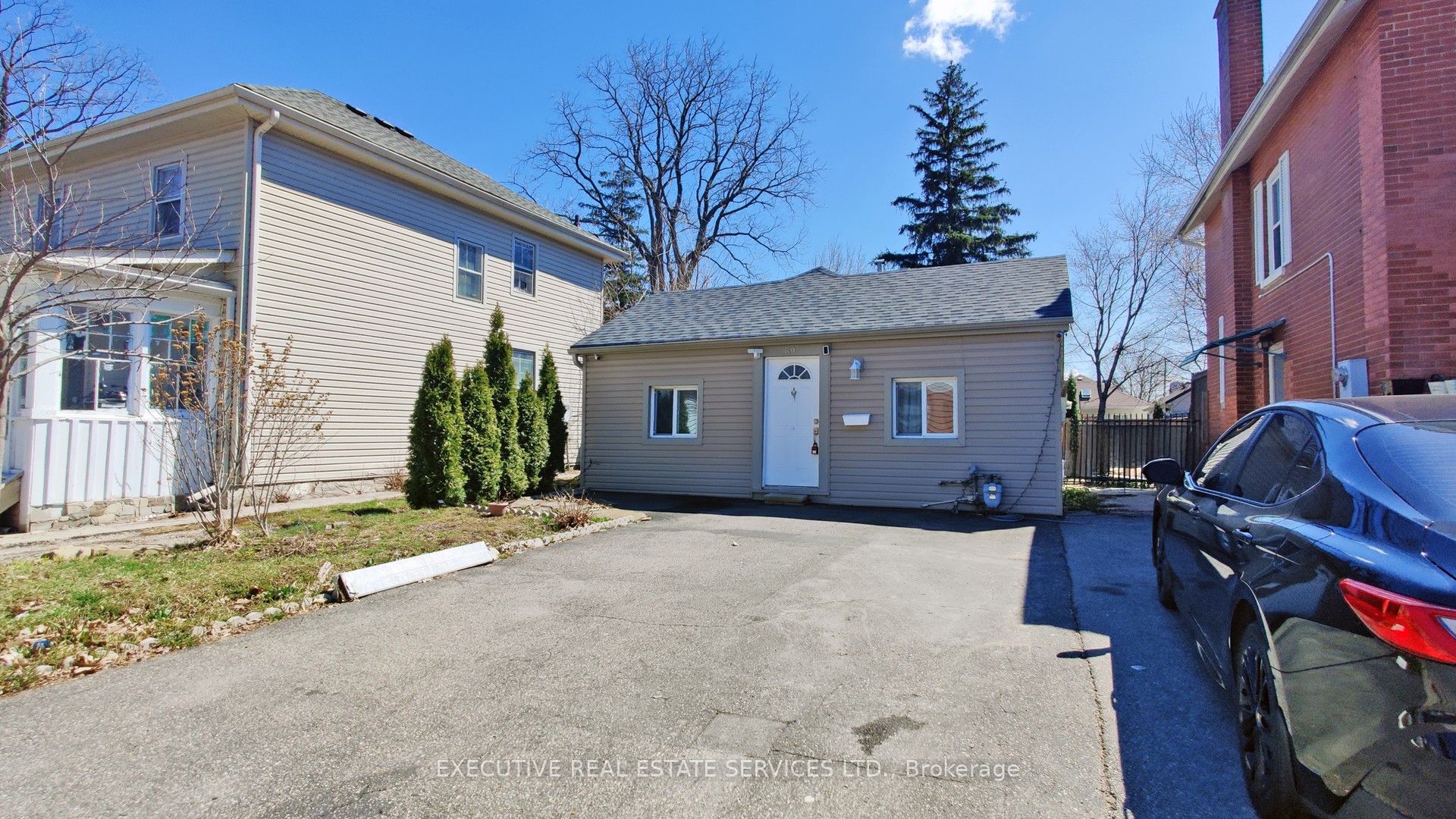 89 John Street Property Photo 2